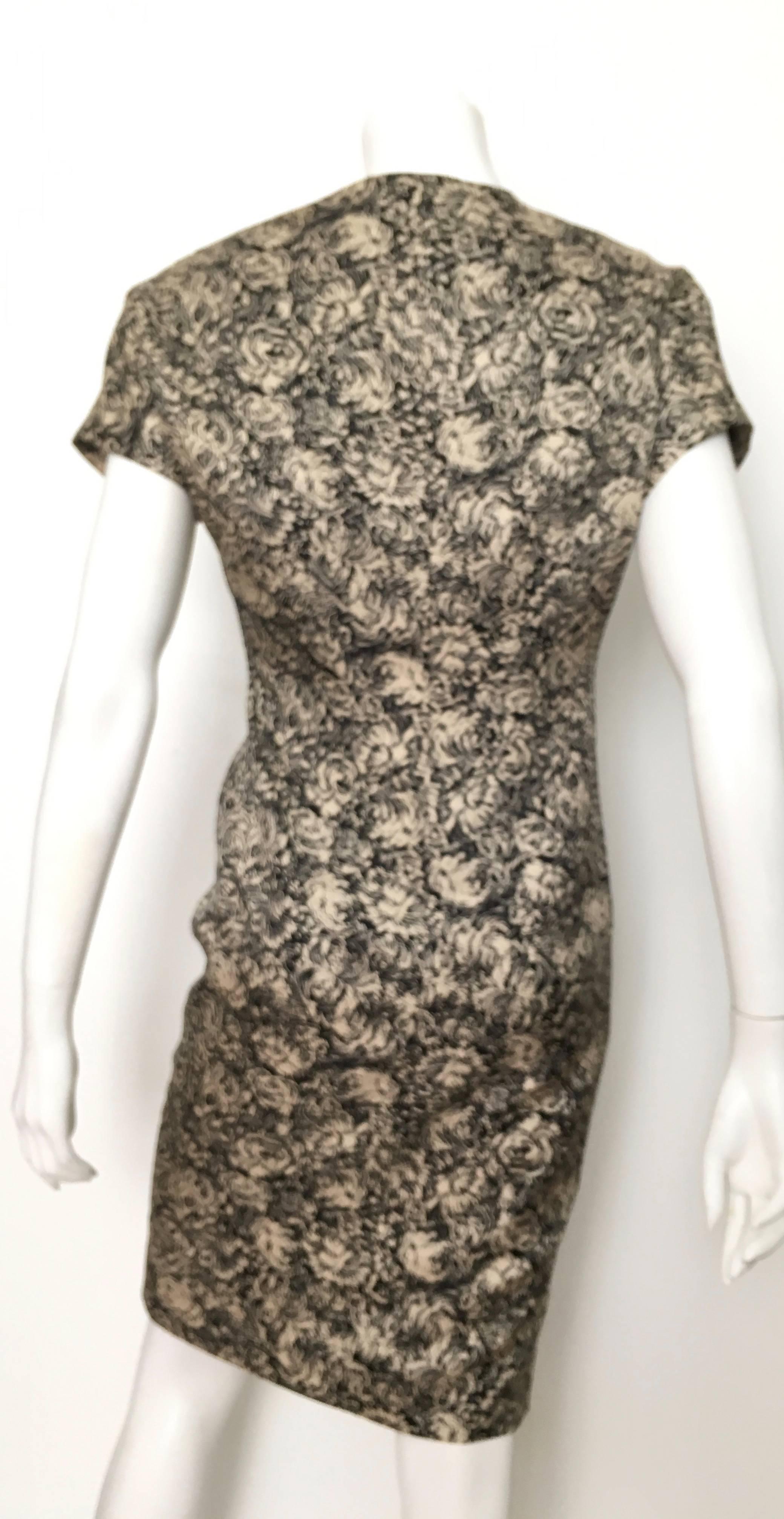 Gray Bill Blass Silk Rose Pattern Button Up Dress Size 6. For Sale