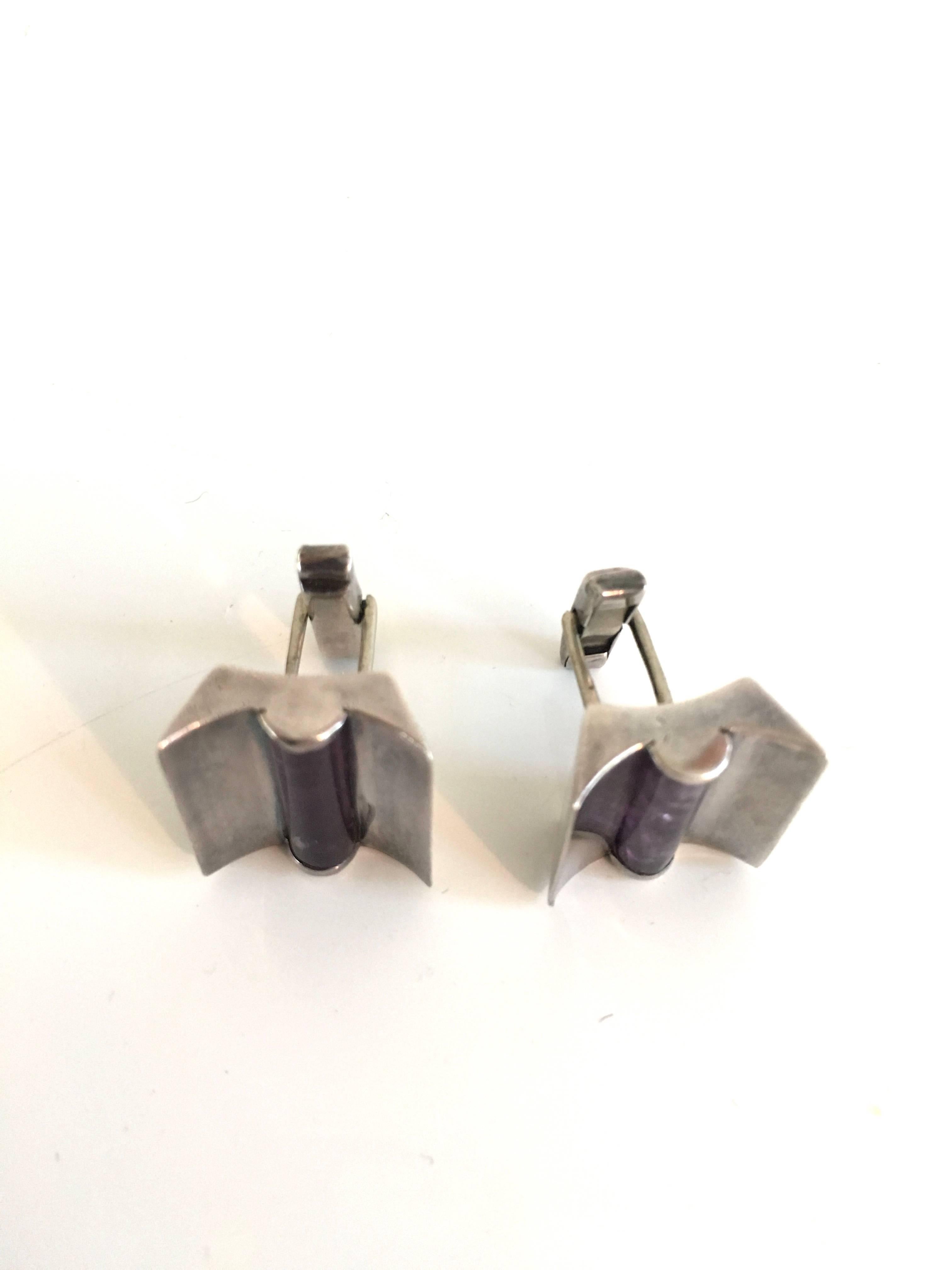 Gorgeous & stylish modern sterling silver & amethyst cufflinks from Taxco Mexico. 
1