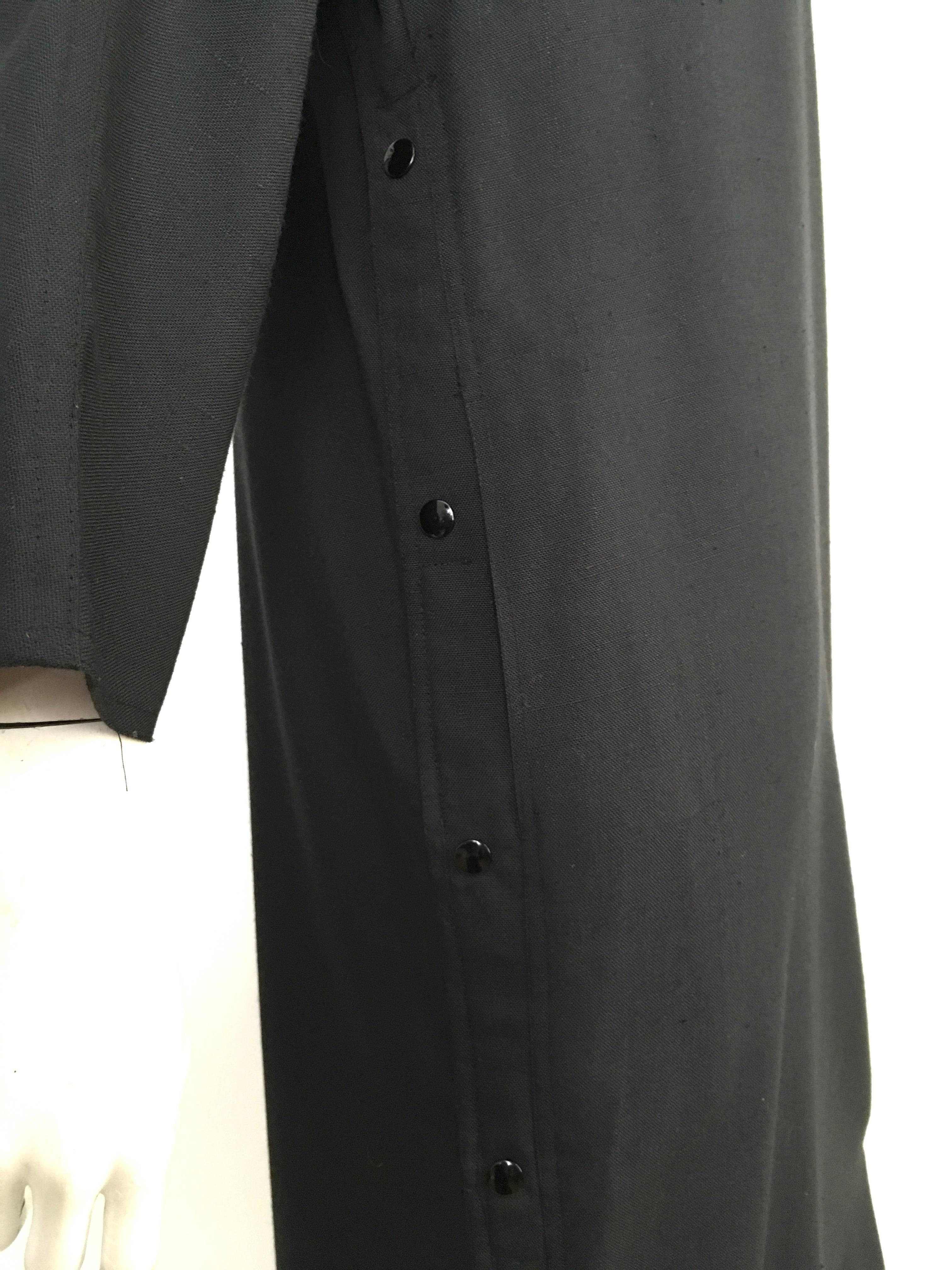 Geoffrey Beene Black Linen Dress With Pockets Size 12. In Excellent Condition For Sale In Atlanta, GA