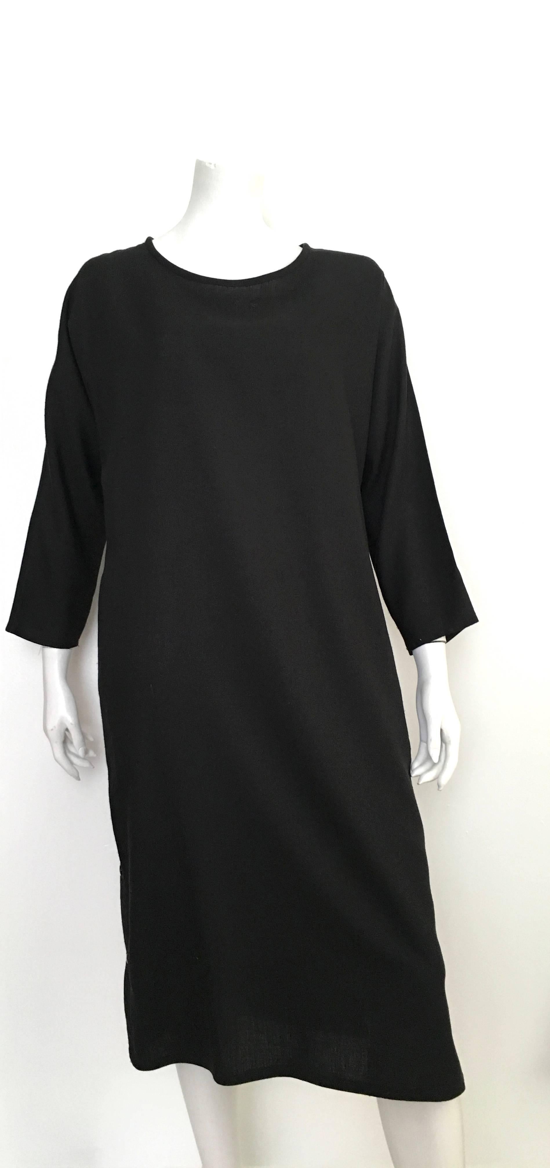 Geoffrey Beene Black Linen Dress With Pockets Size 12. For Sale 4