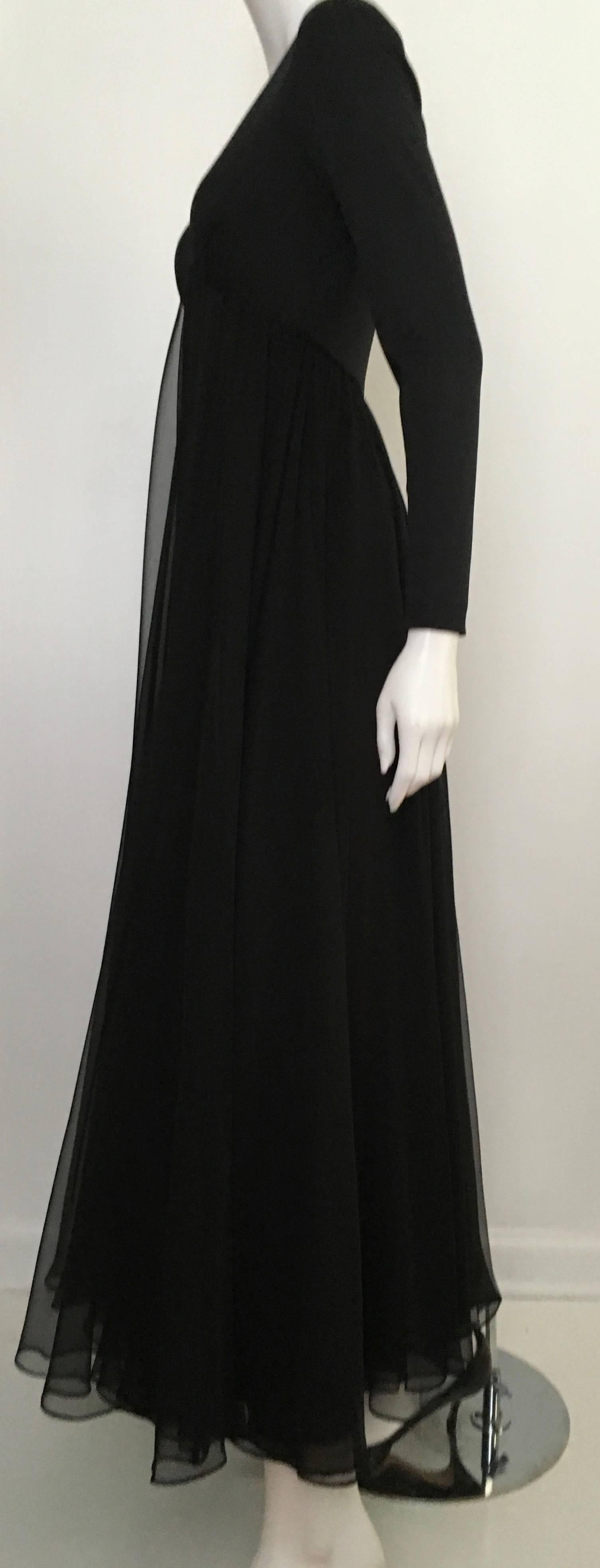 Women's Jerry Silverman Black Empire Waist Evening Gown Size 4.  For Sale