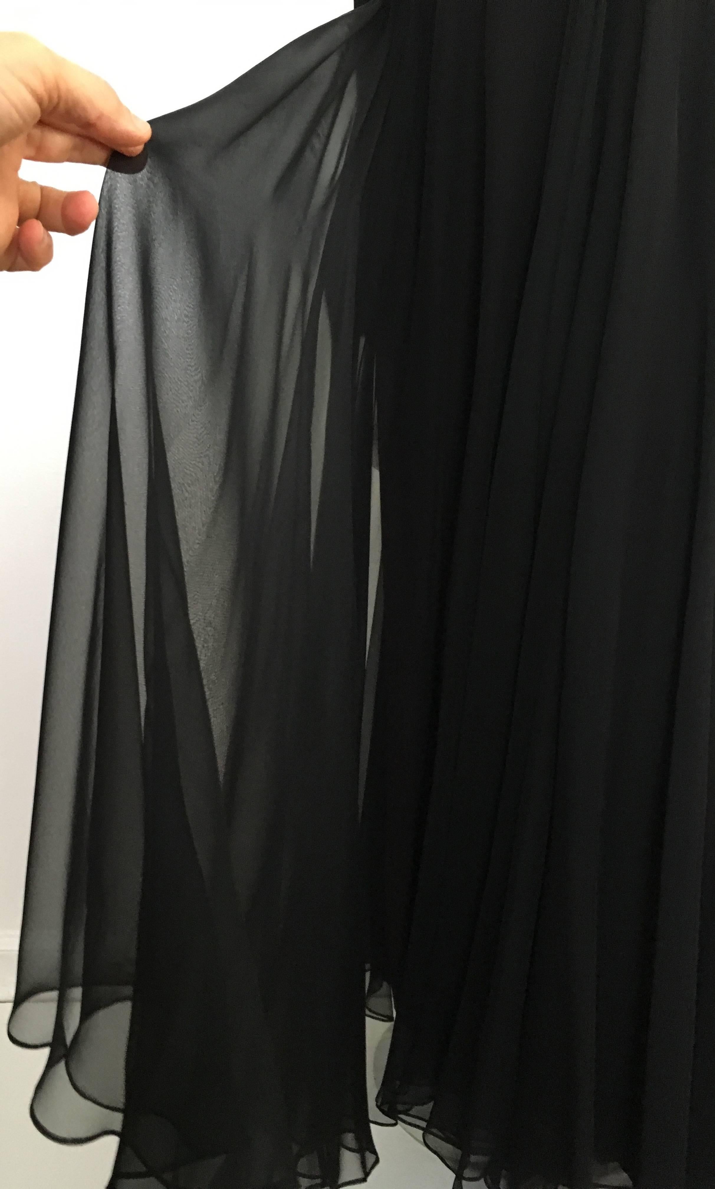 Jerry Silverman Black Empire Waist Evening Gown Size 4.  For Sale 2