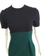 Bill Blass Short Sleeve Sheath Dress Size 4.