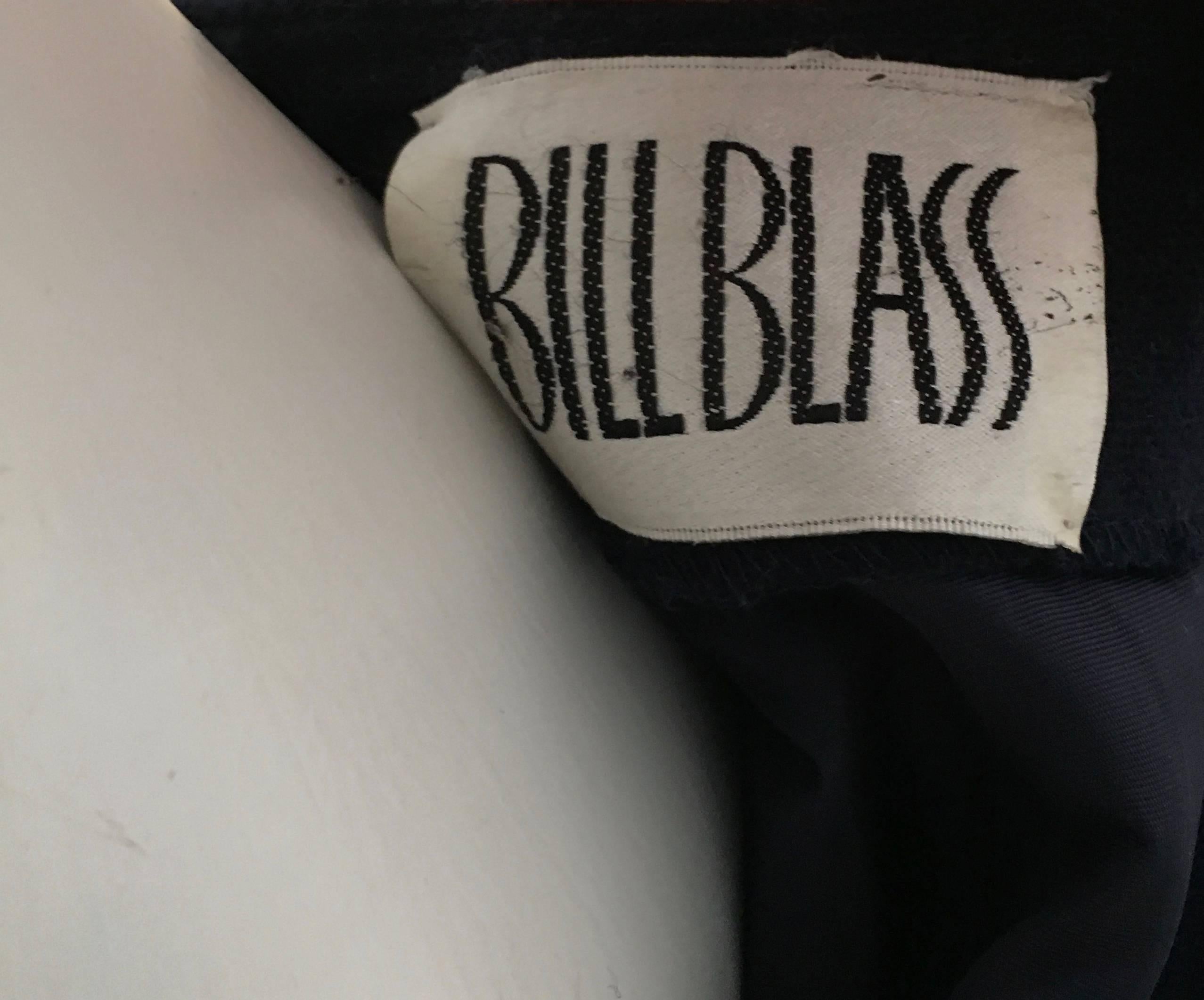 Bill Blass Short Sleeve Sheath Dress Size 4. For Sale 2