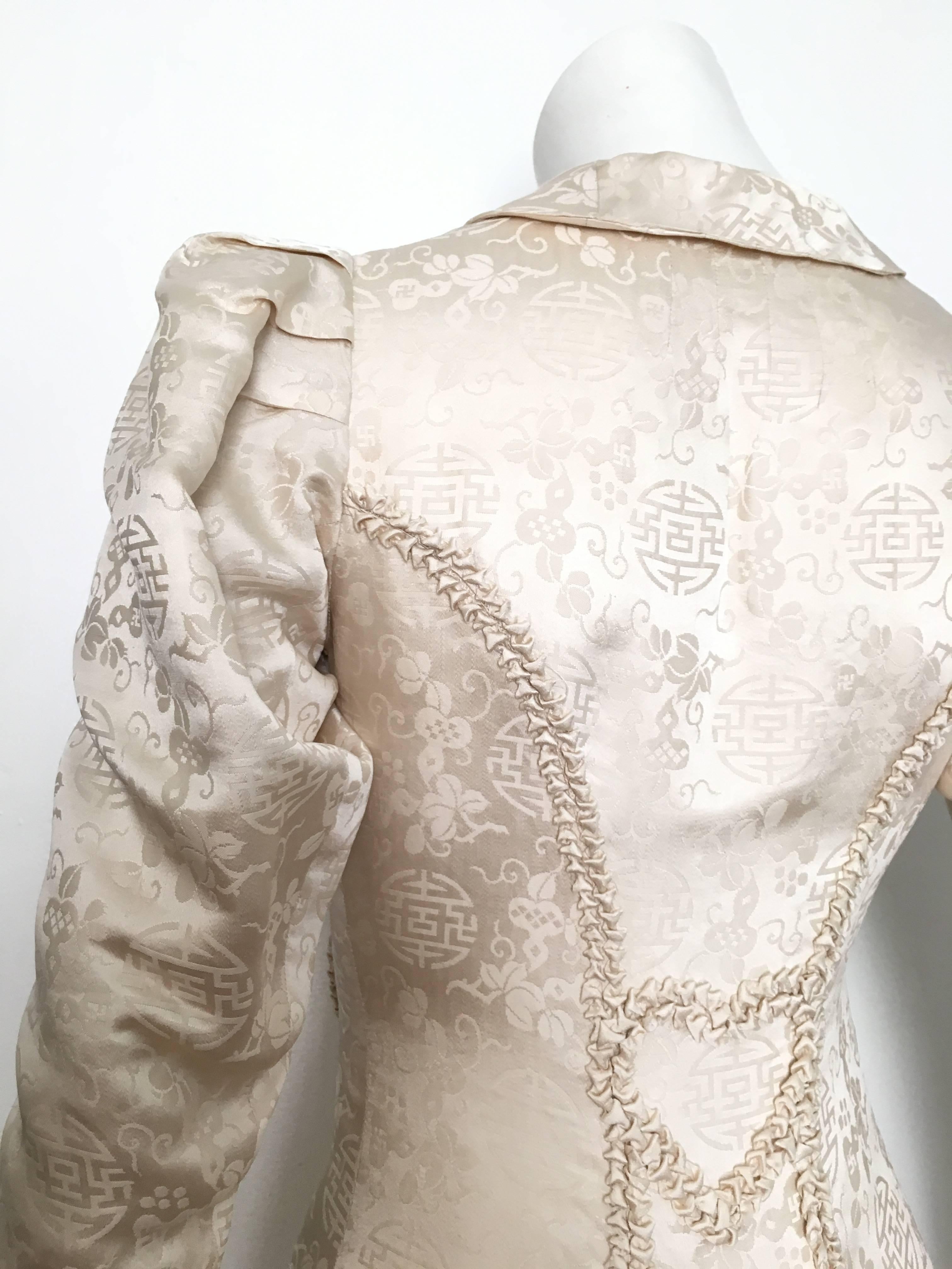 Asian Silk Evening Opera Coat Size 4. For Sale 2
