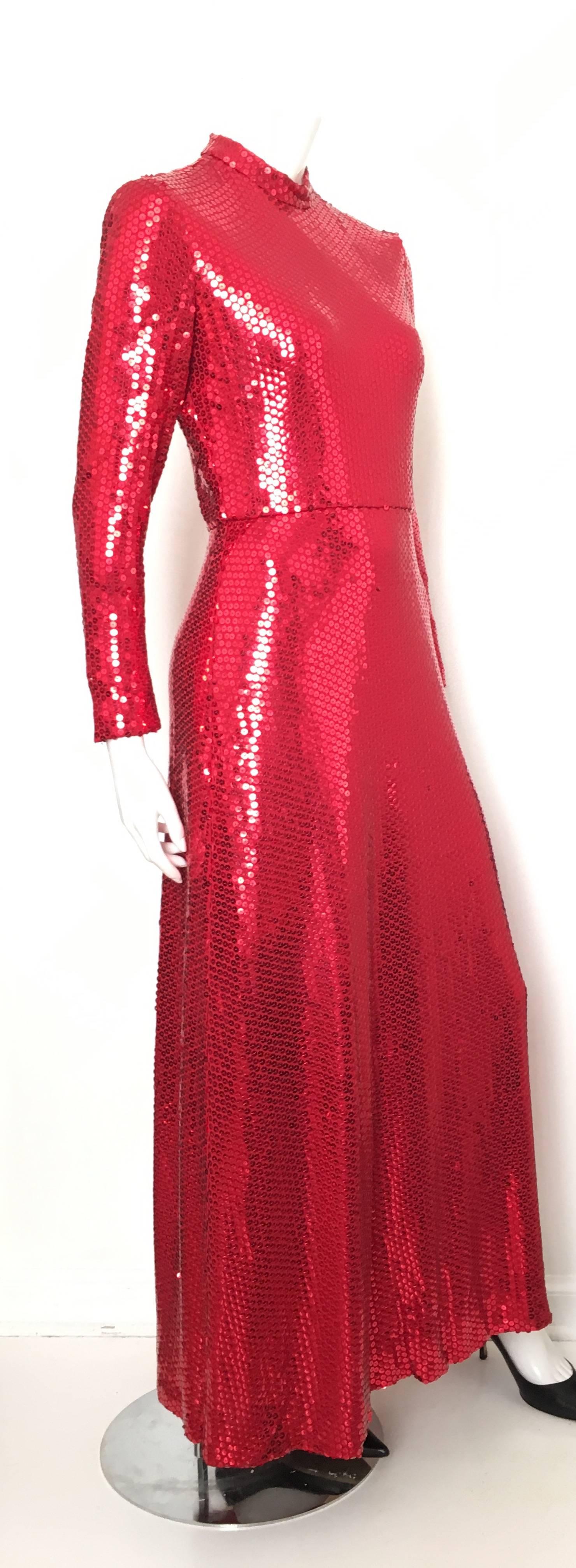 Neiman Marcus 80s Red Sequin Gown Size 6. In Excellent Condition In Atlanta, GA