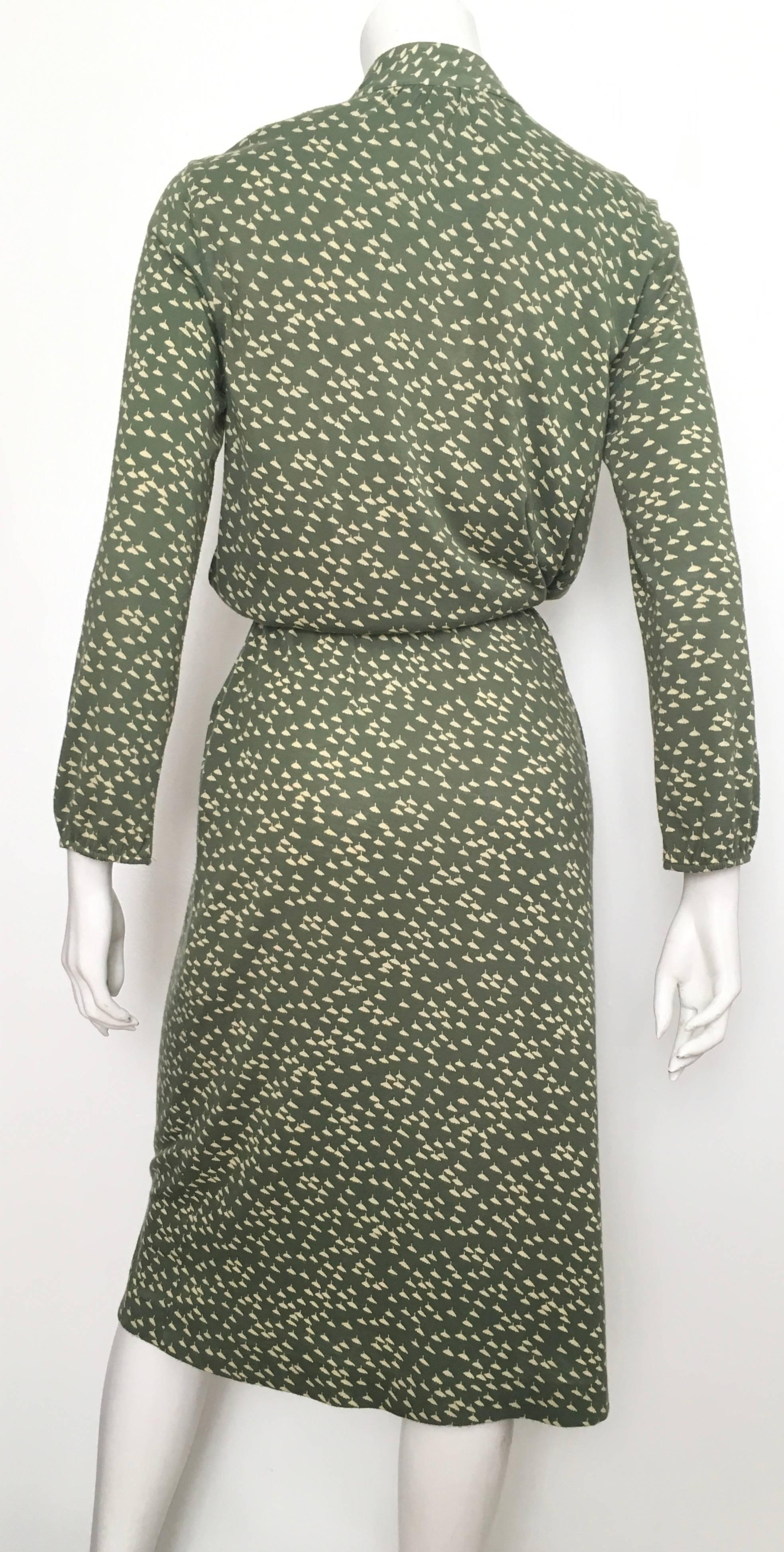 Women's or Men's Diane von Furstenberg Casual Dress With Pockets Size 4, 1970s 