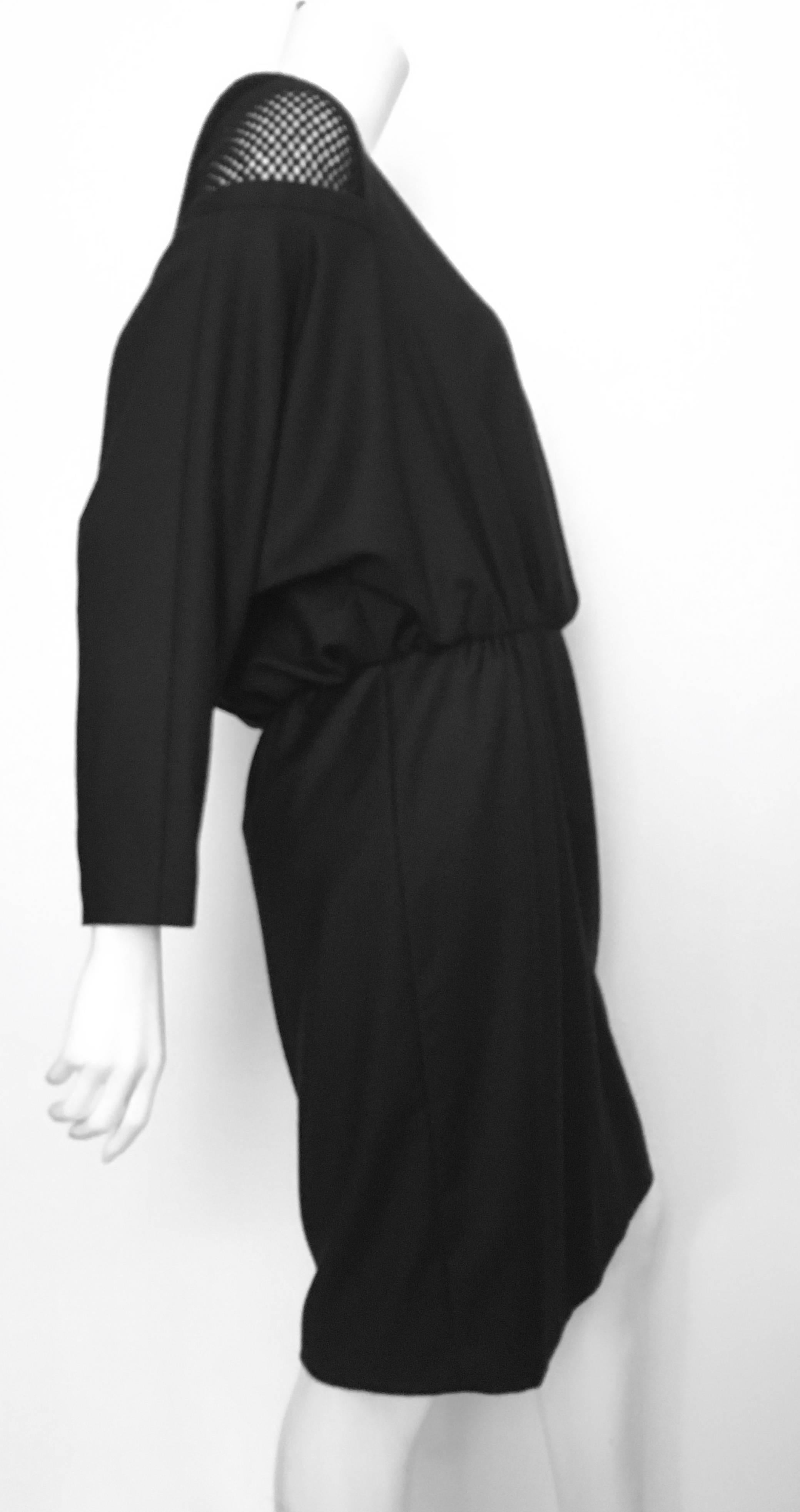 Viktor & Rolf Black Evening Wool Cocktail Dress Size 8 / 44.  In Excellent Condition For Sale In Atlanta, GA