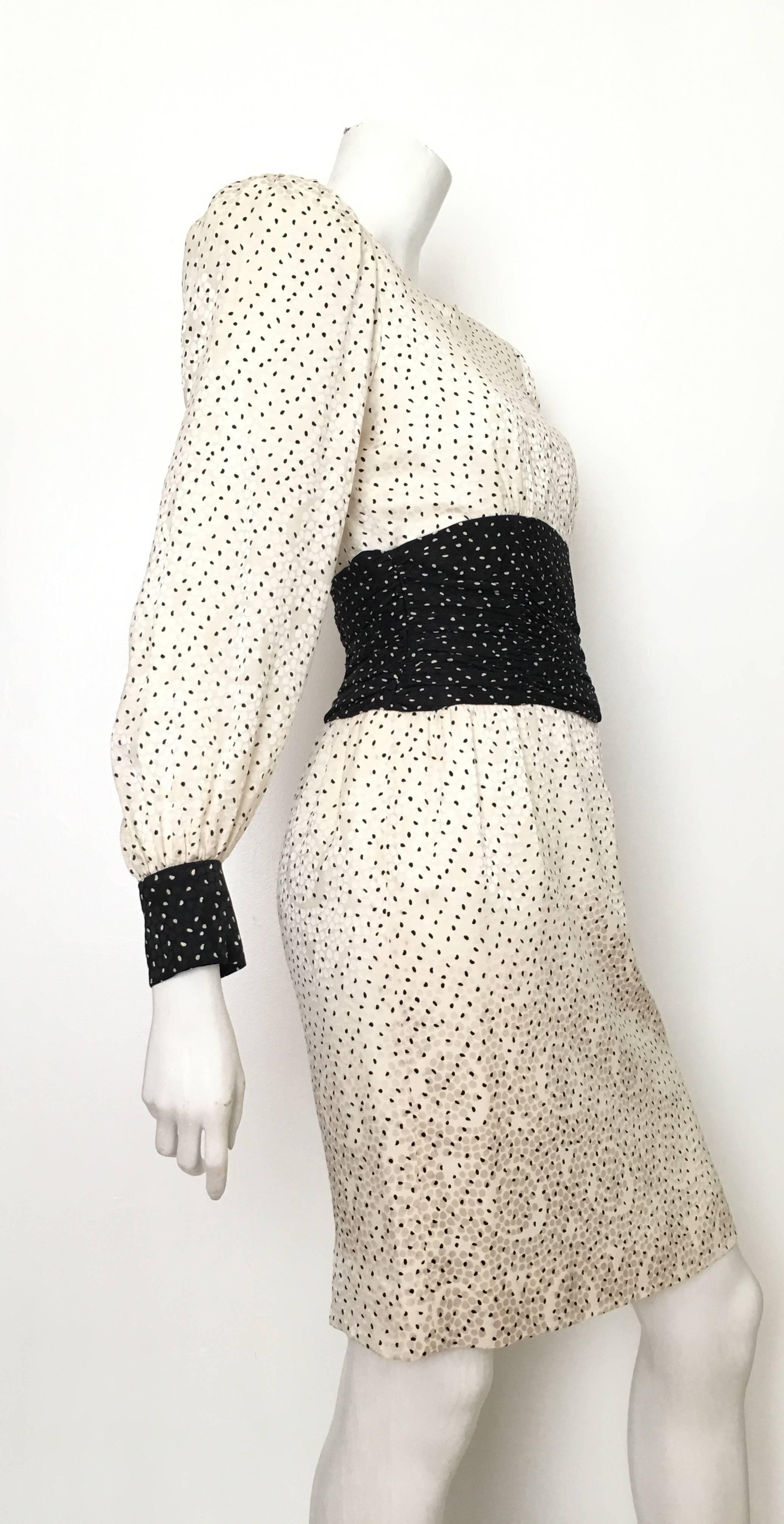 White Carolina Herrera 1980s Cream & Black Silk Dress Size 6.
