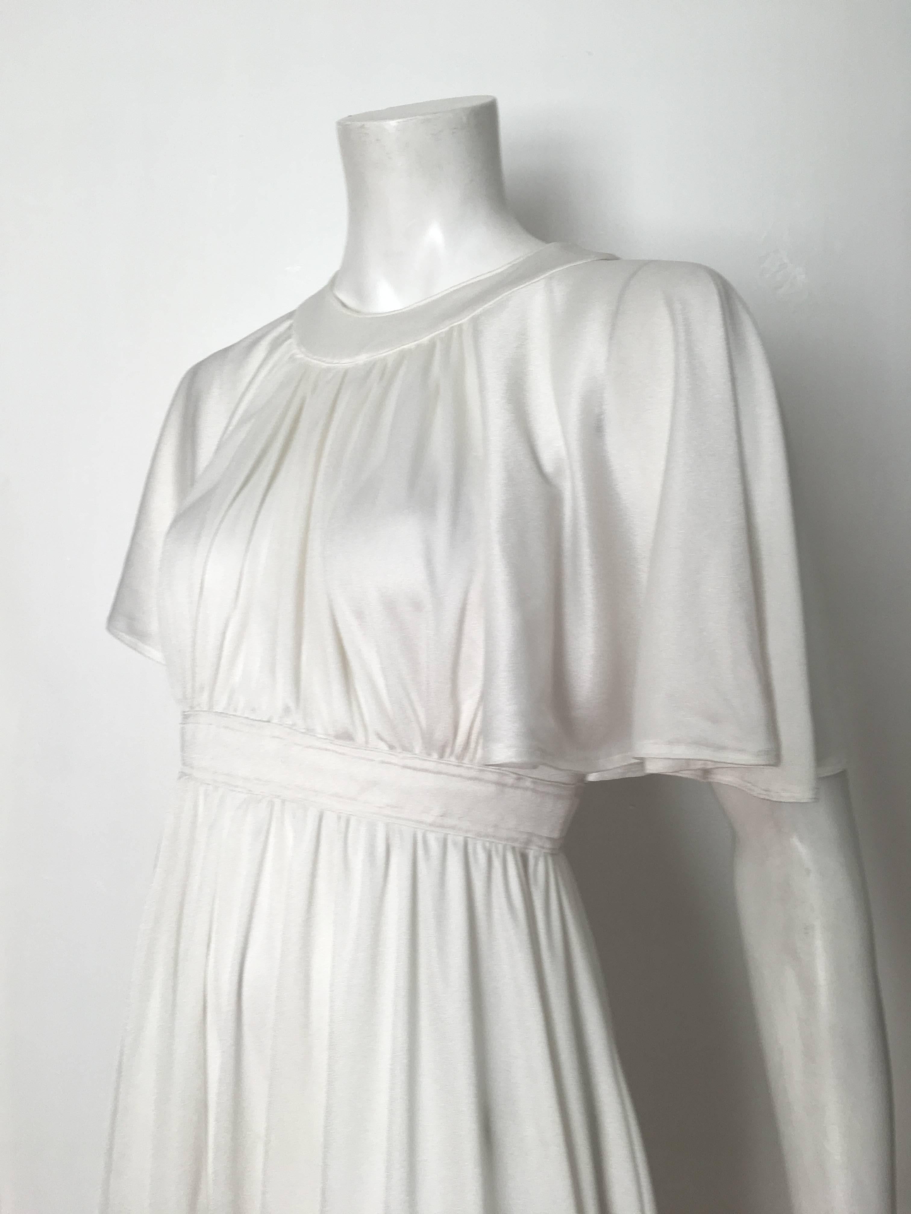 Pierre Cardin 1970s White Jersey Dress with Pockets Size 4. For Sale 5