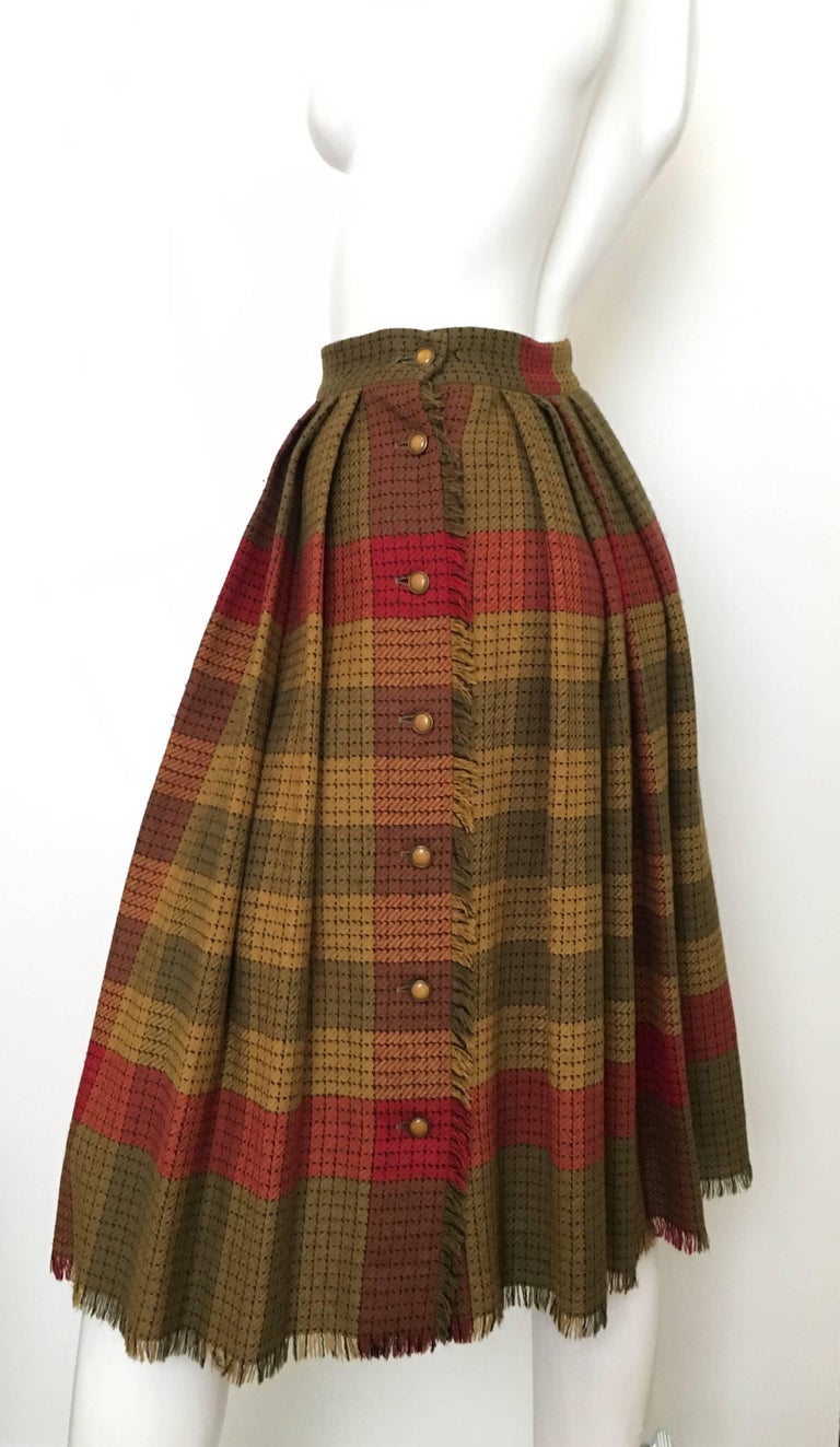 Ungaro Plaid Button Up Pleated Skirt with Pocket Size 4 For Sale at 1stDibs
