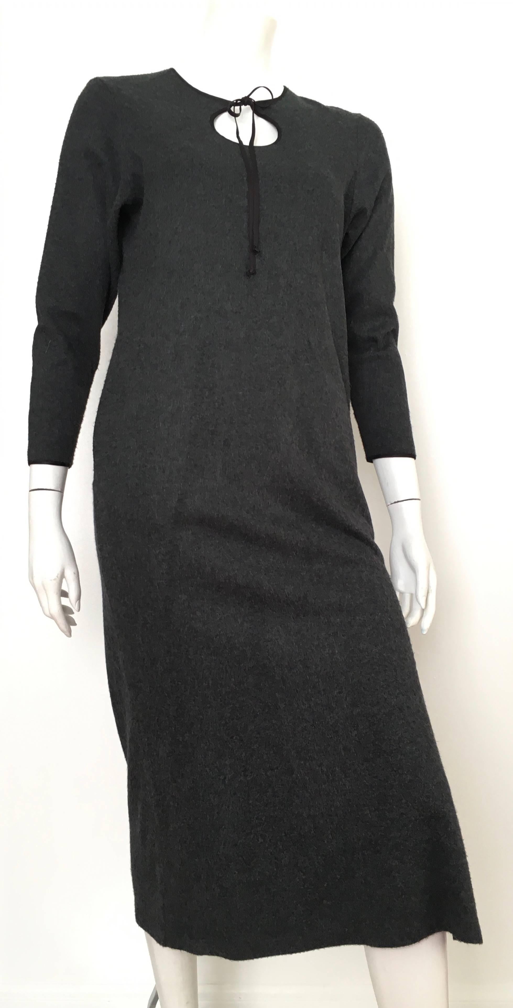 Michael Kors for Saks Fifth Avenue 1980s Grey Flannel Dress with Pockets Size P. For Sale 3