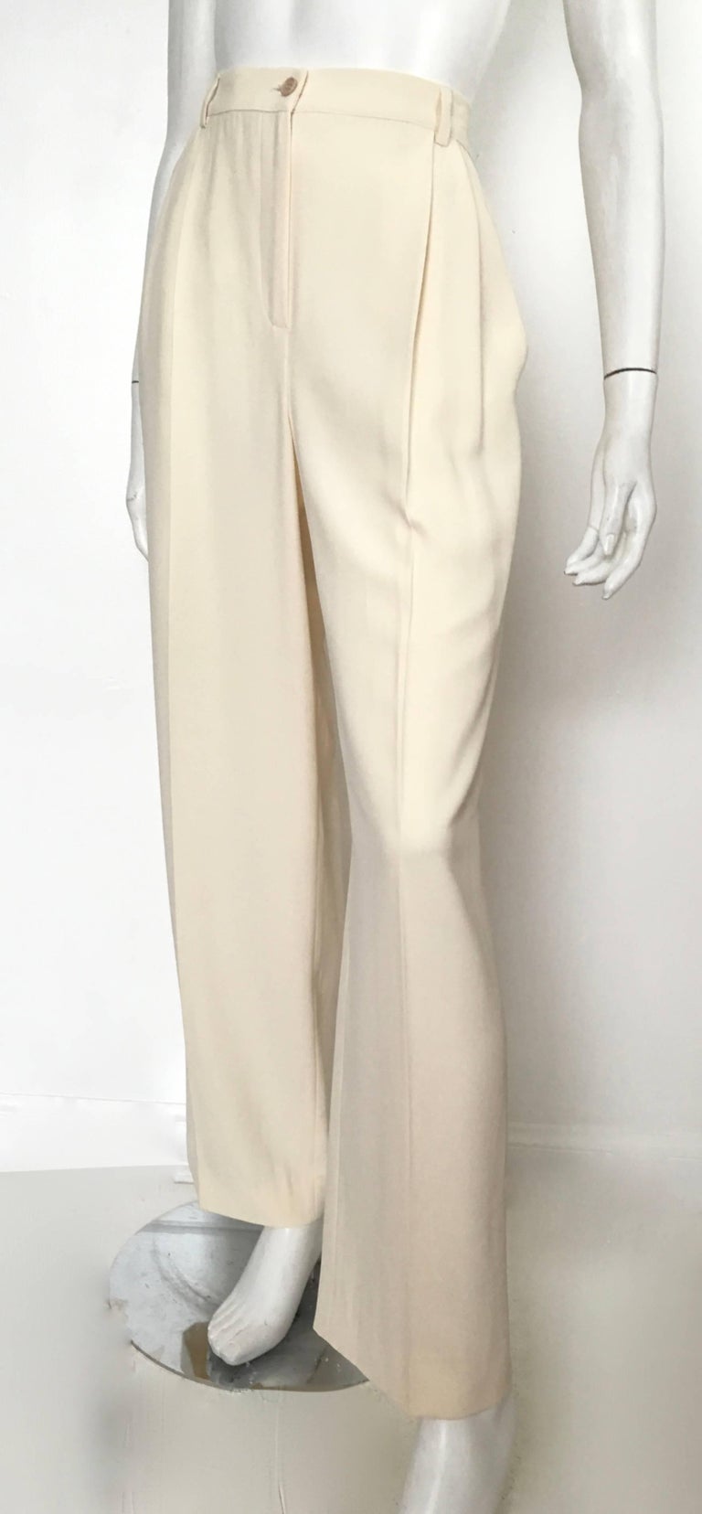 Valentino 1990s Cream Pleated Pants with Pockets Size 8. For Sale at