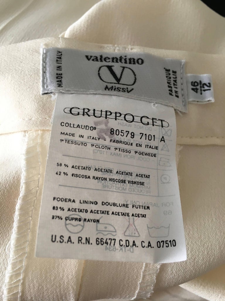 Valentino Cream Pleated Pants with Pockets Size 8. at 1stdibs