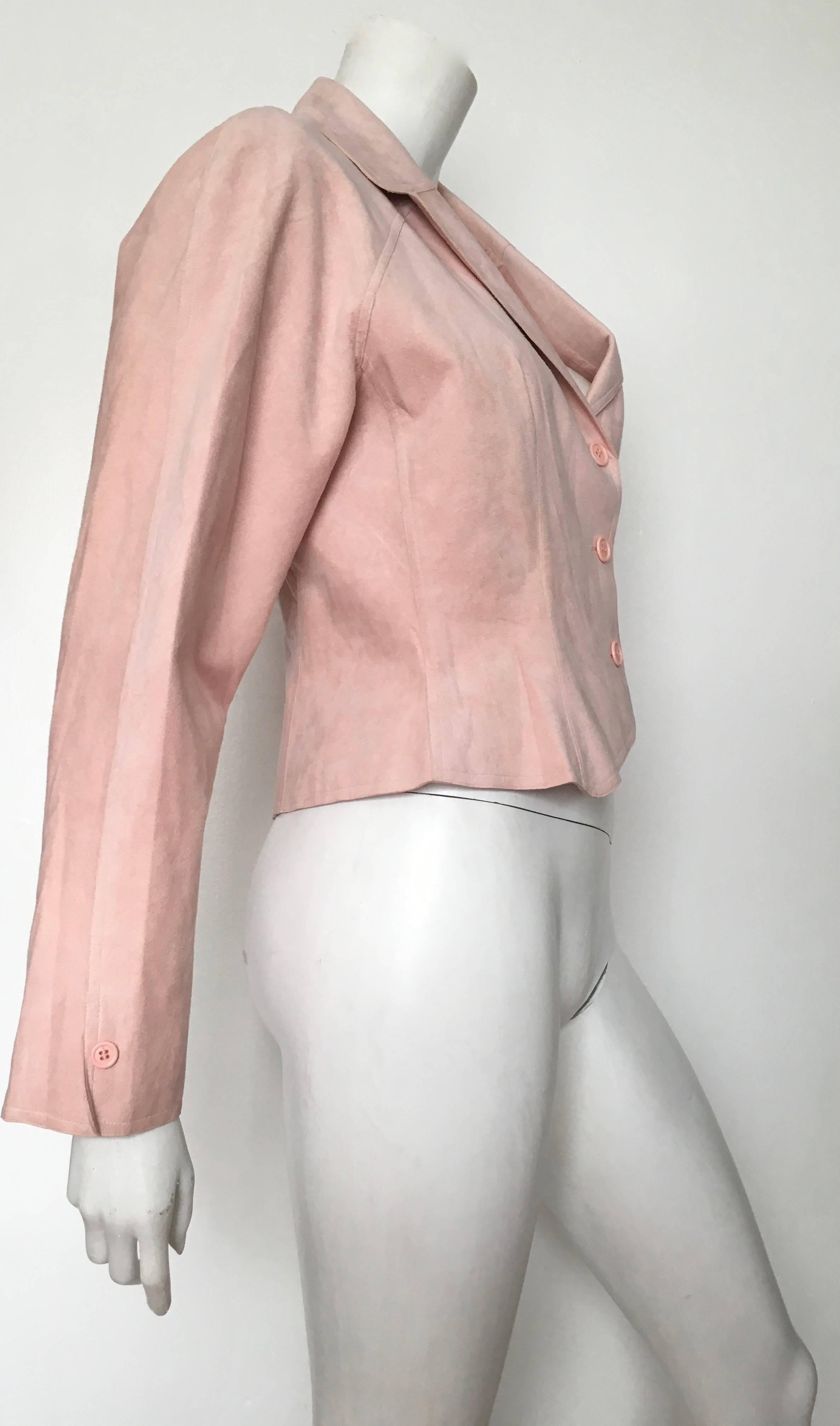 HALSTON 1970s Pink Ultra Suede Cropped Jacket Size 14. Never Worn. In New Condition For Sale In Atlanta, GA