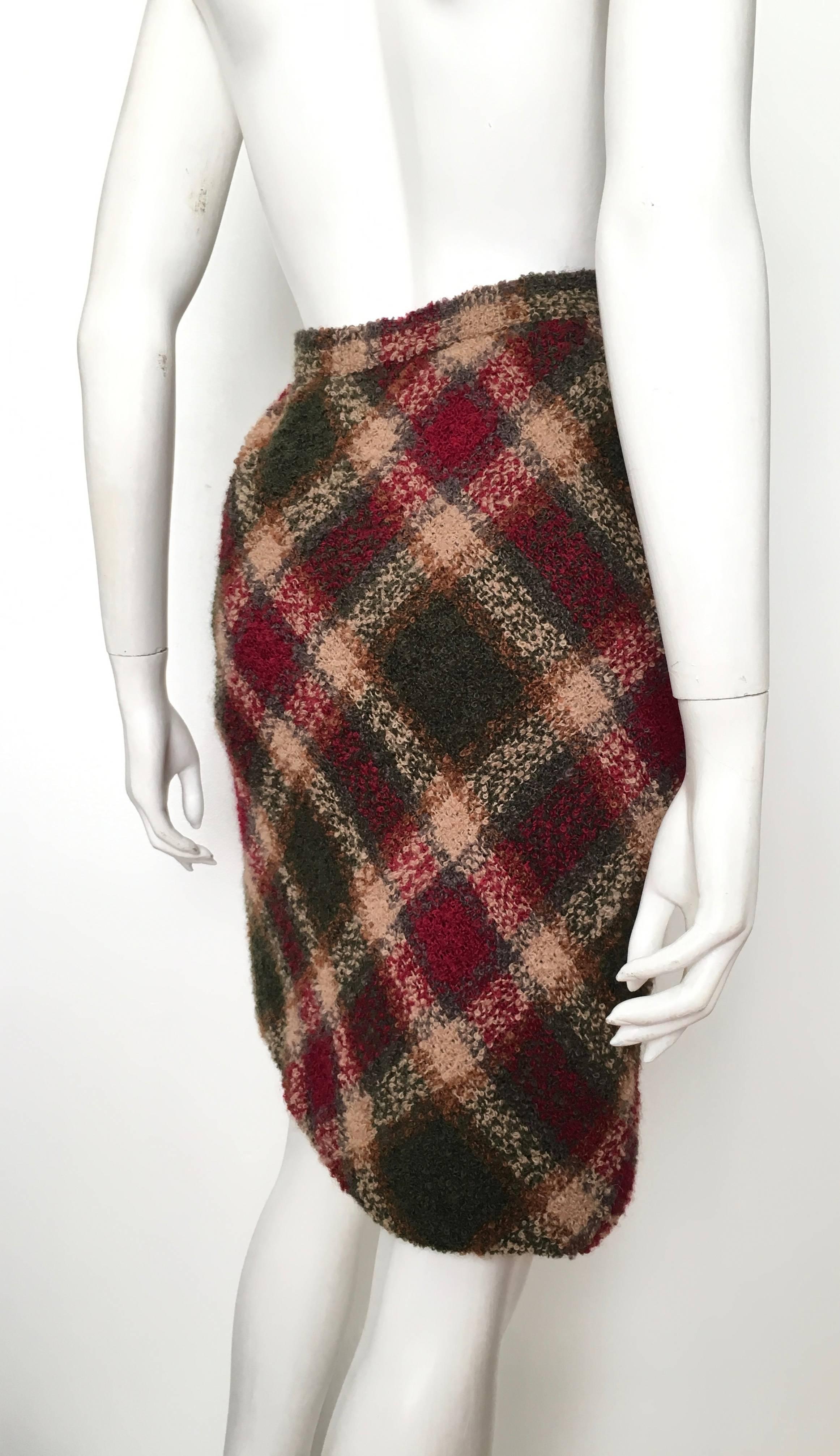 Brown Bill Blass 1970s Nubby Wool Plaid Skirt Size 4. For Sale
