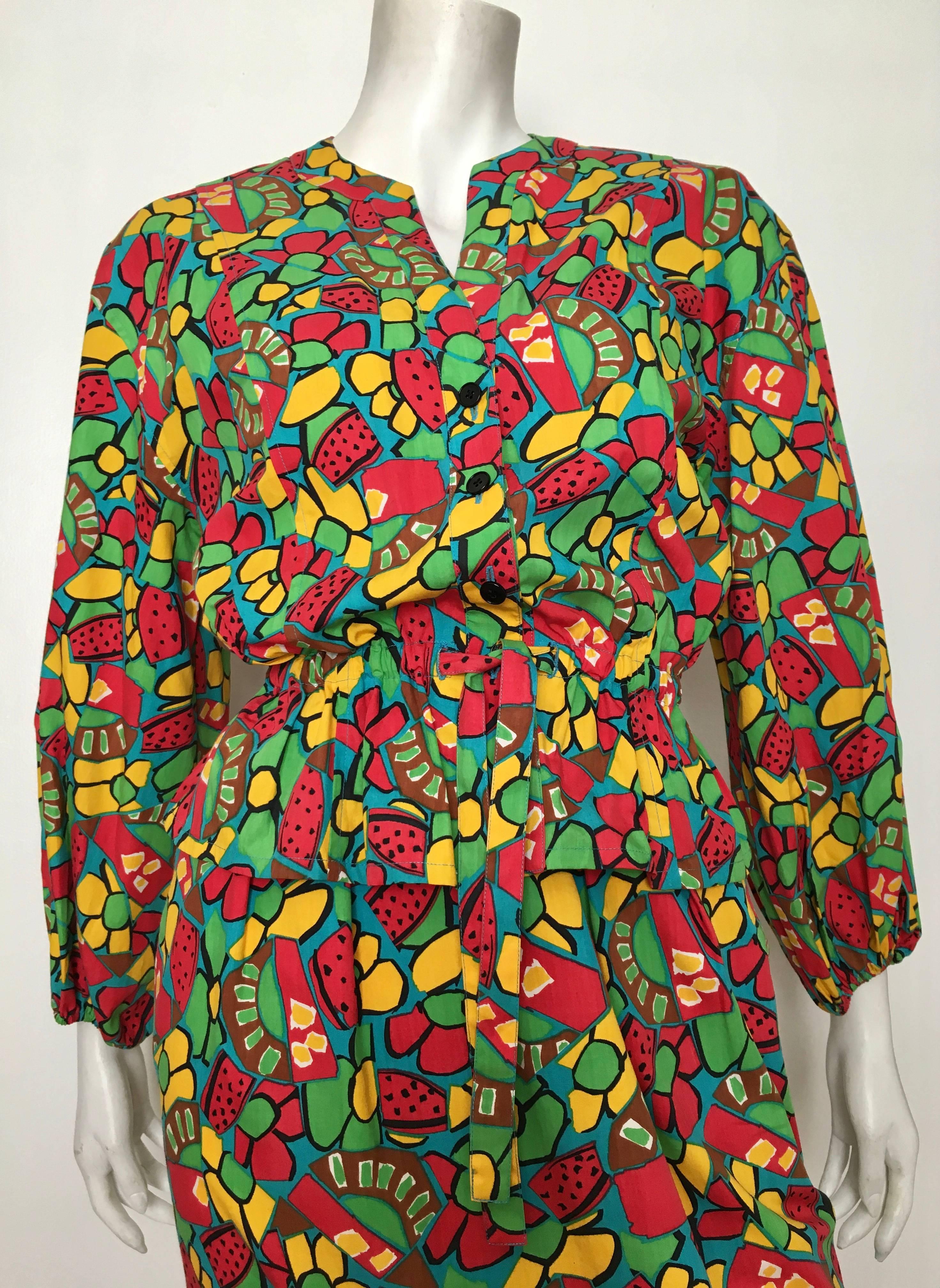 Guy Laroche 1980s cotton sleeveless dress & matching jacket is a French size 38 and fits like an USA size 6.  Ladies please grab your tape measure so you can measure your bust, waist, hips and sleeves length to make certain this lovely vintage