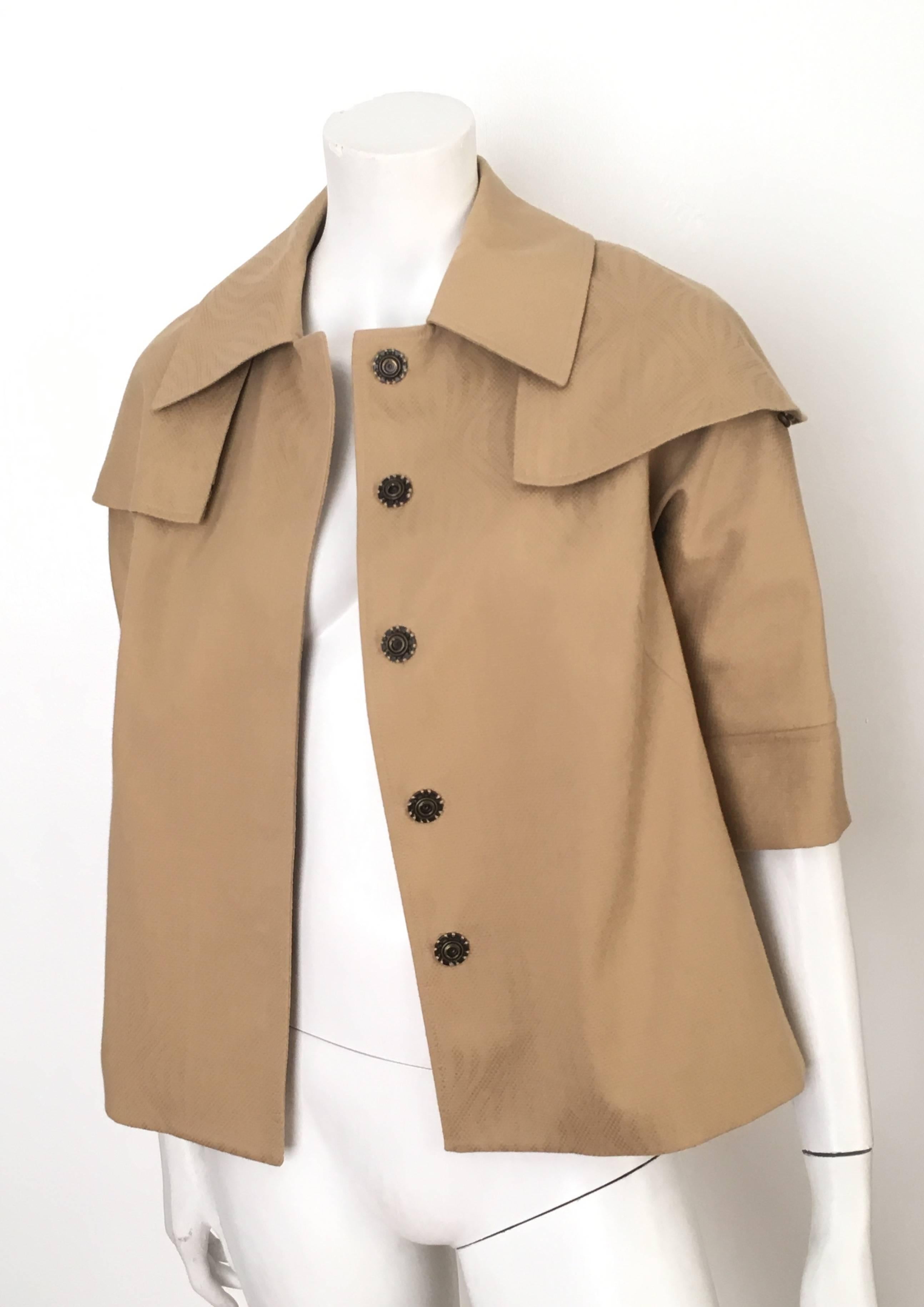 Lela Rose Tan Caped Swing Jacket Size 4. Never Worn. For Sale 2