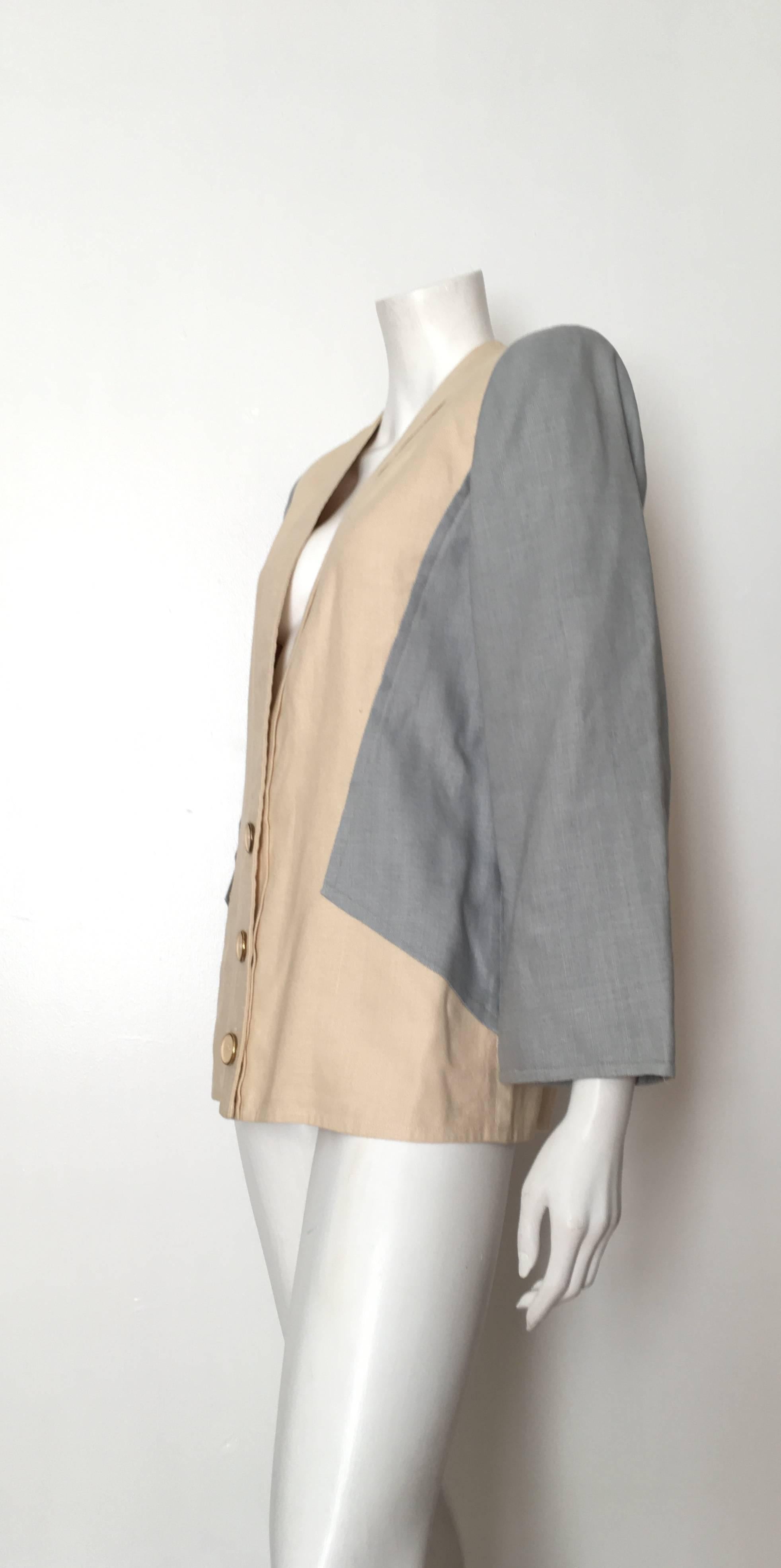 Jacqueline de Ribes for Saks Fifth Avenue 1980s Linen Jacket Size 8 / 10. For Sale 2