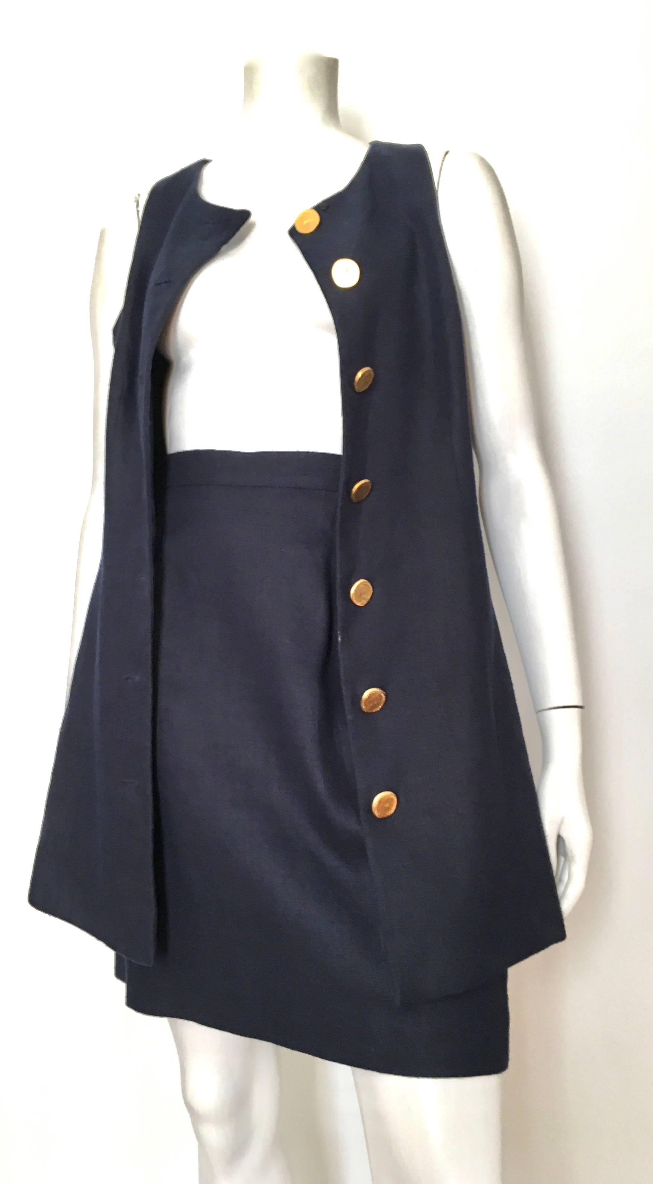 Arnold Scaasi 1980s Navy Linen Jacket & Skirt Set Size 8. For Sale 2