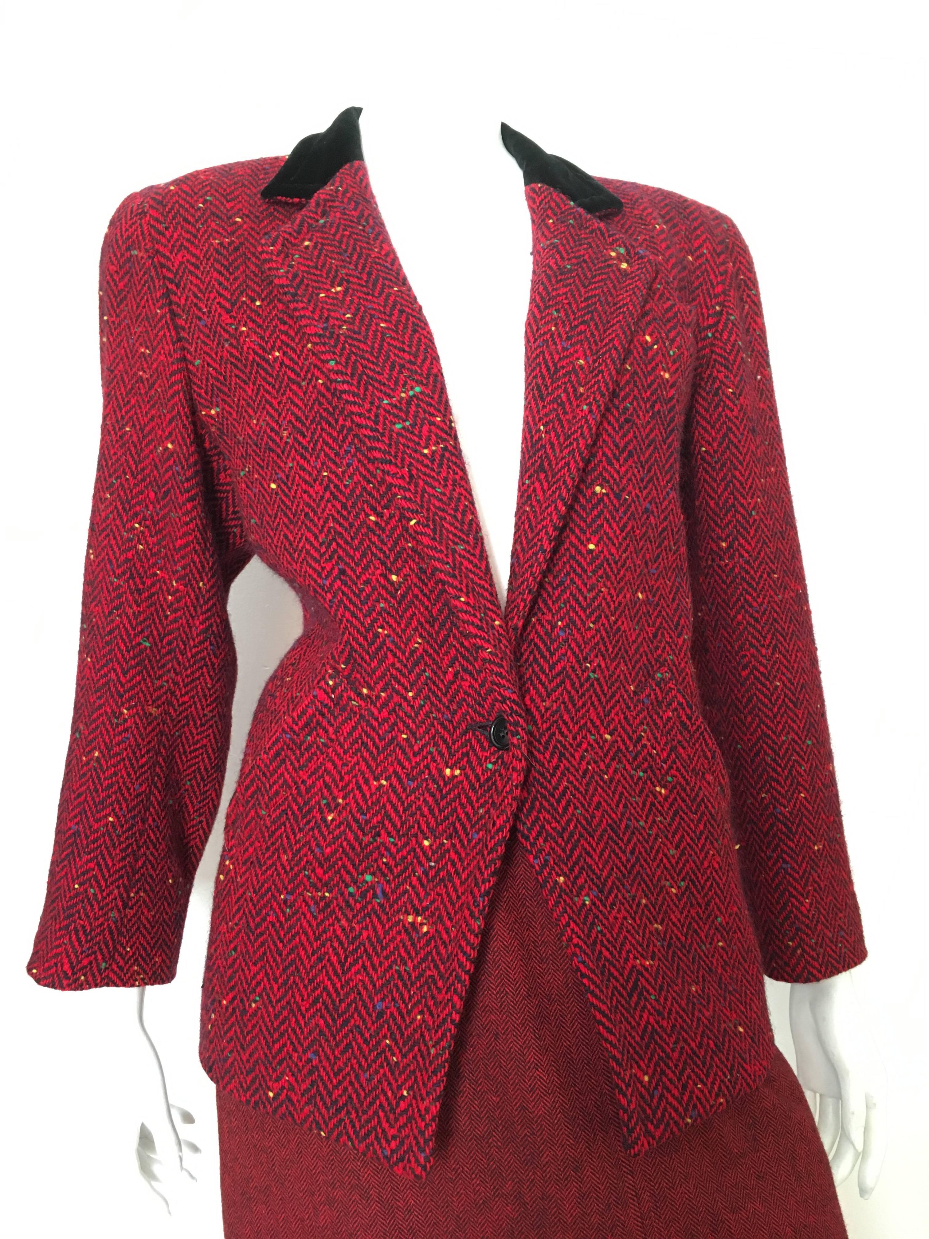Guy Laroche Boutique Paris 1970s herringbone pattern red wool jacket & skirt suit set is a French size 36 and fits like an USA size size 6. Ladies please go grab your most trusted friend, Mr. Tape Measure, and measure your bust, waist, hips