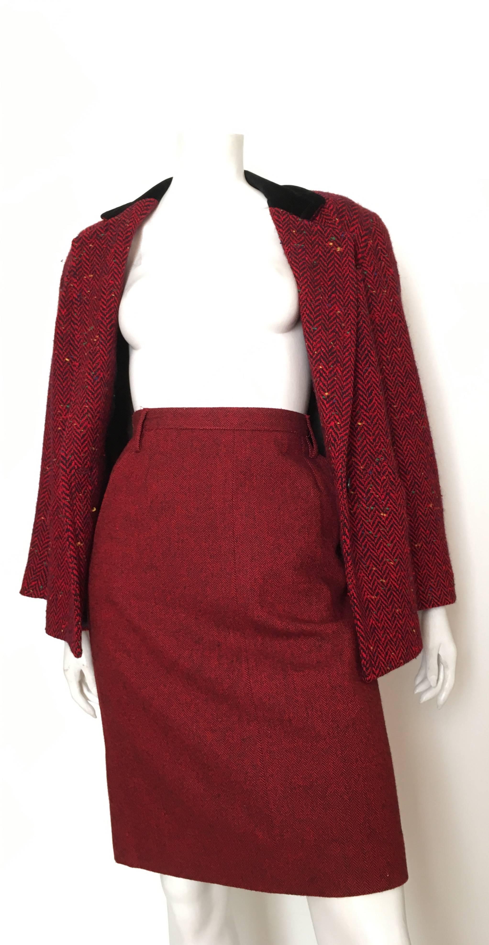 Guy Laroche 1970s Herringbone Red Wool Skirt Suit Size 6.  For Sale 3