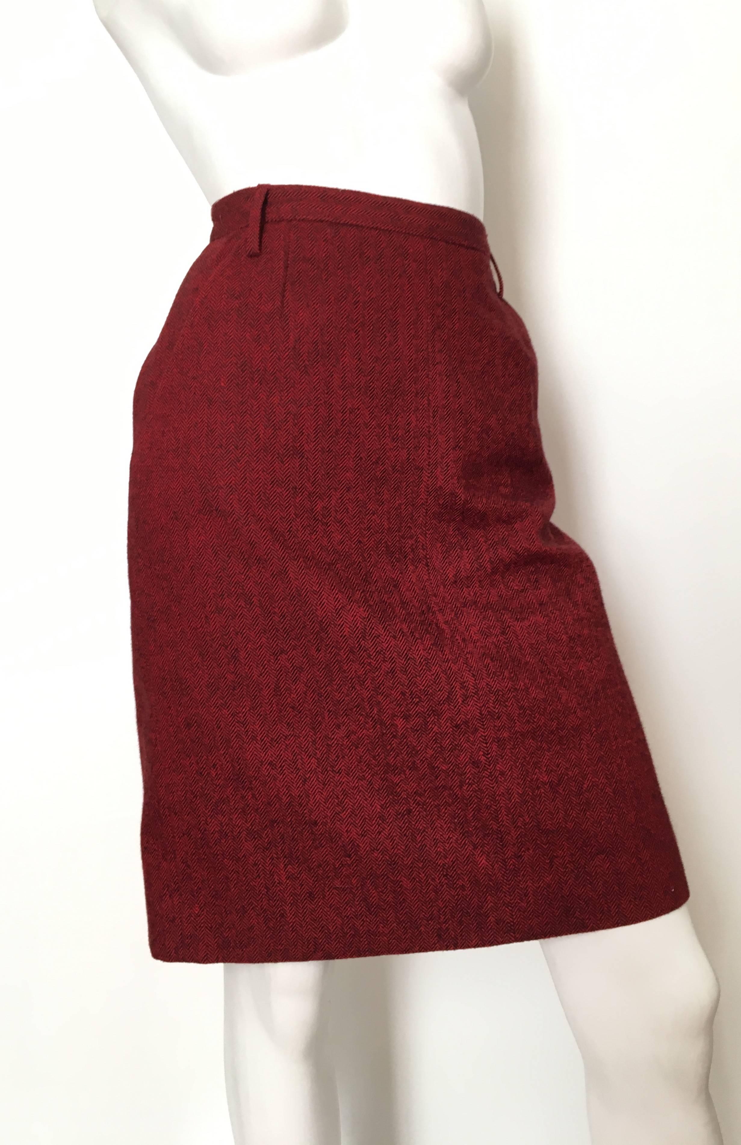 Guy Laroche 1970s Herringbone Red Wool Skirt Suit Size 6.  For Sale 5