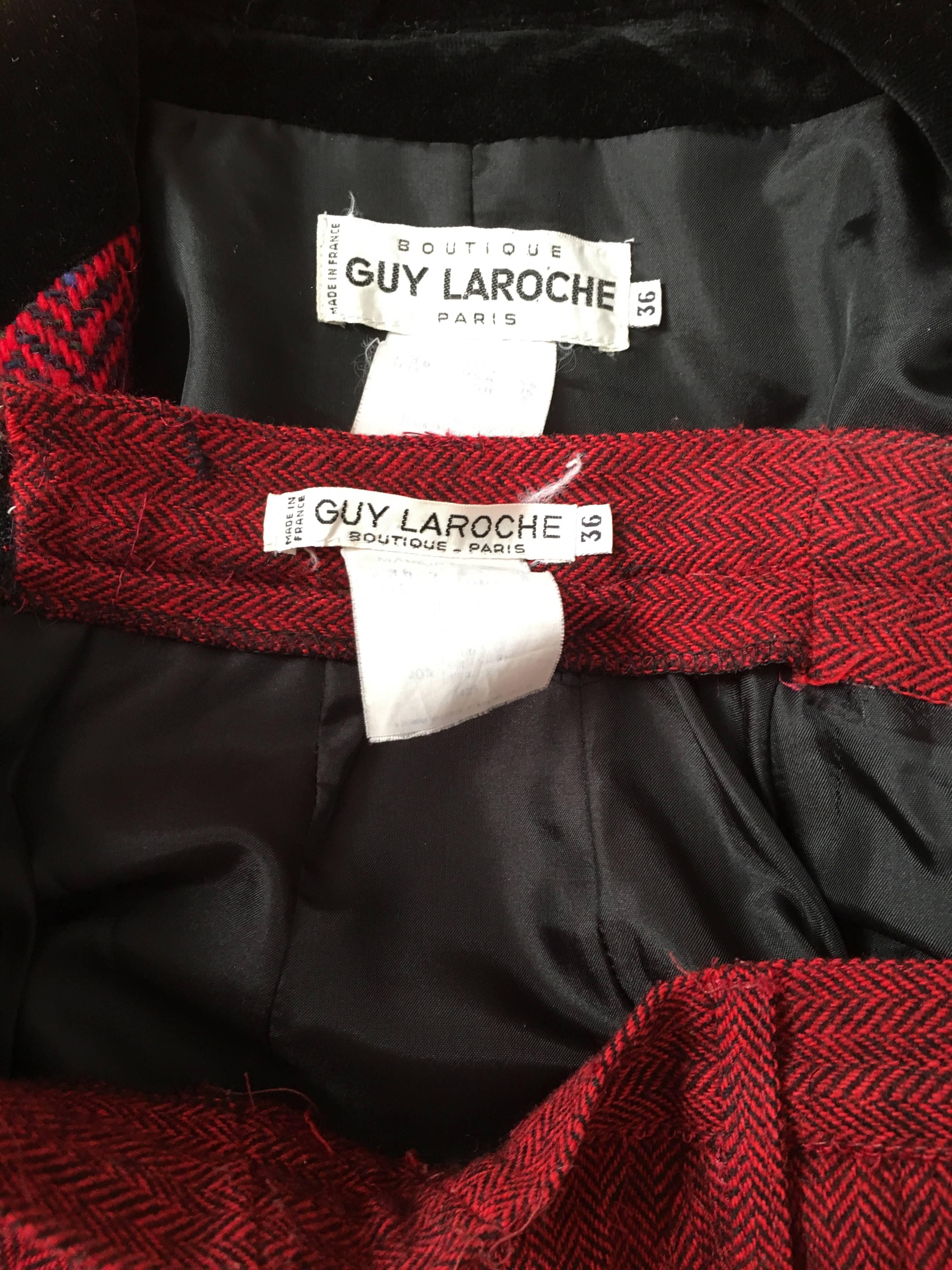 Guy Laroche 1970s Herringbone Red Wool Skirt Suit Size 6.  For Sale 6