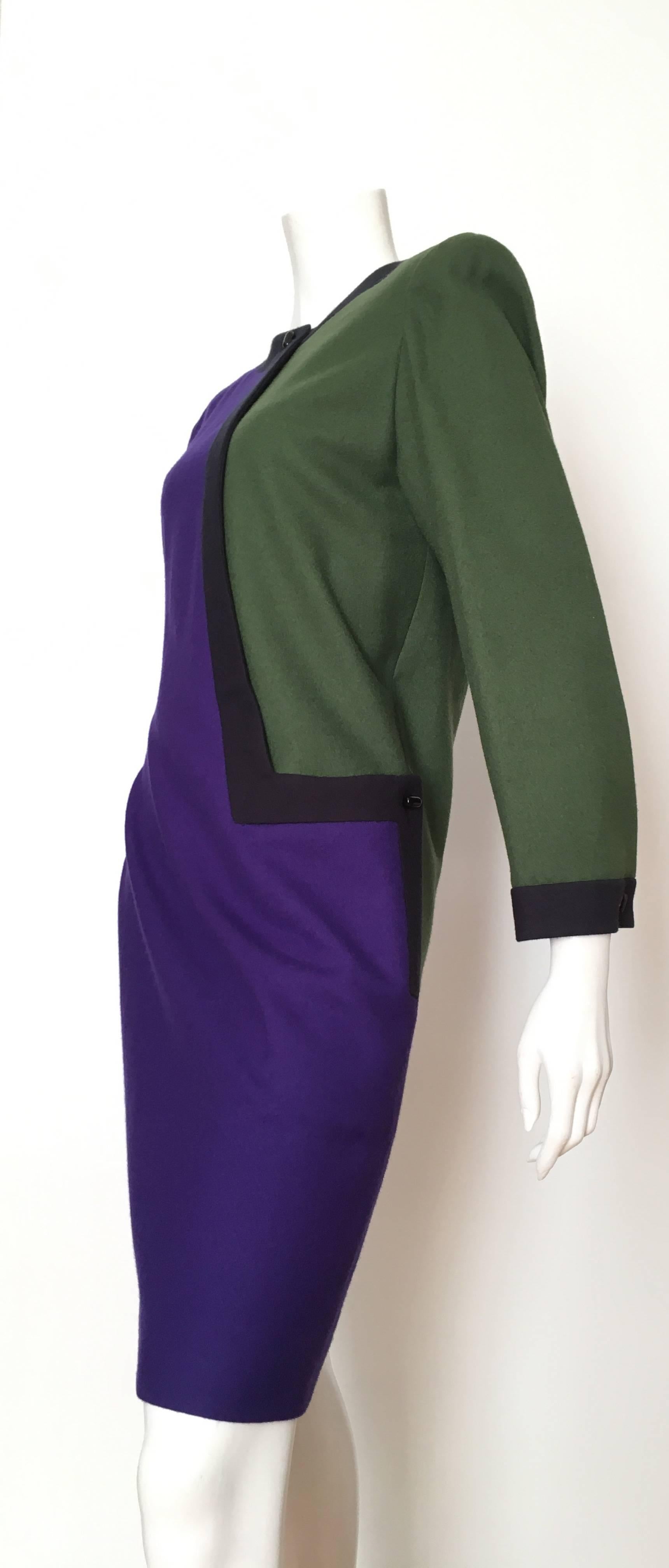 Nina Ricci 1970s Modern Abstract Wool Dress Size 10.  For Sale 2