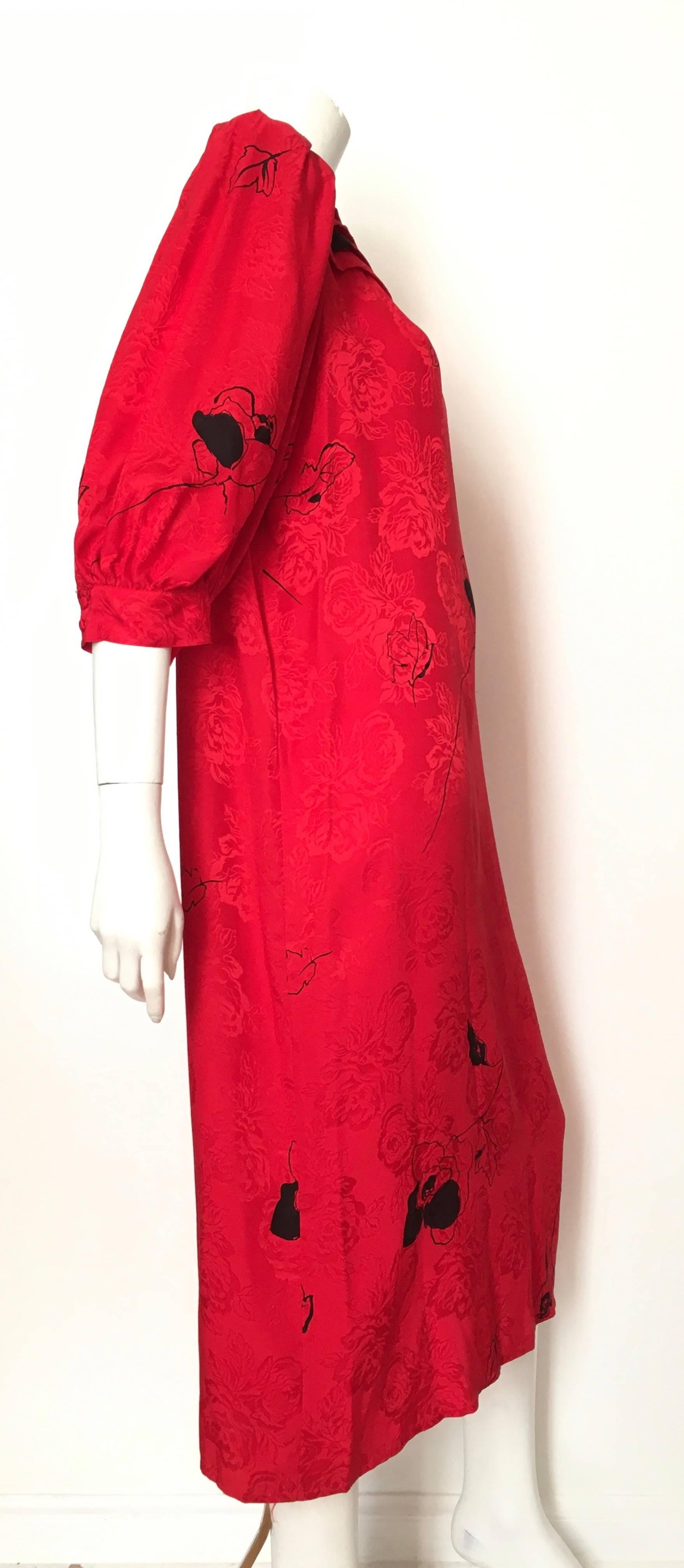 Women's or Men's Flora Kung Special Edition 1980s Red Silk Floral Dress Size 8. For Sale