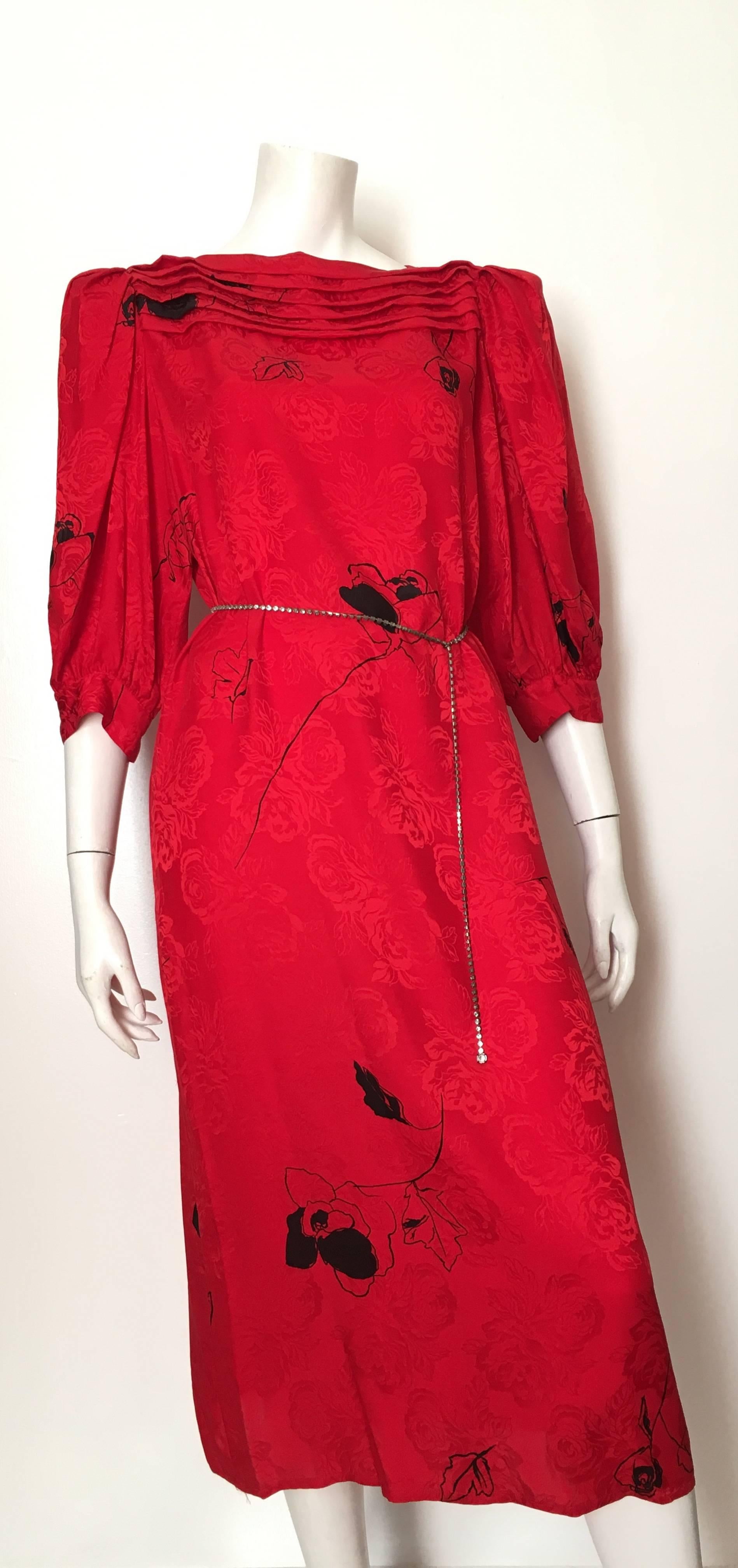 Flora Kung Special Edition 1980s Red Silk Floral Dress Size 8. For Sale 4