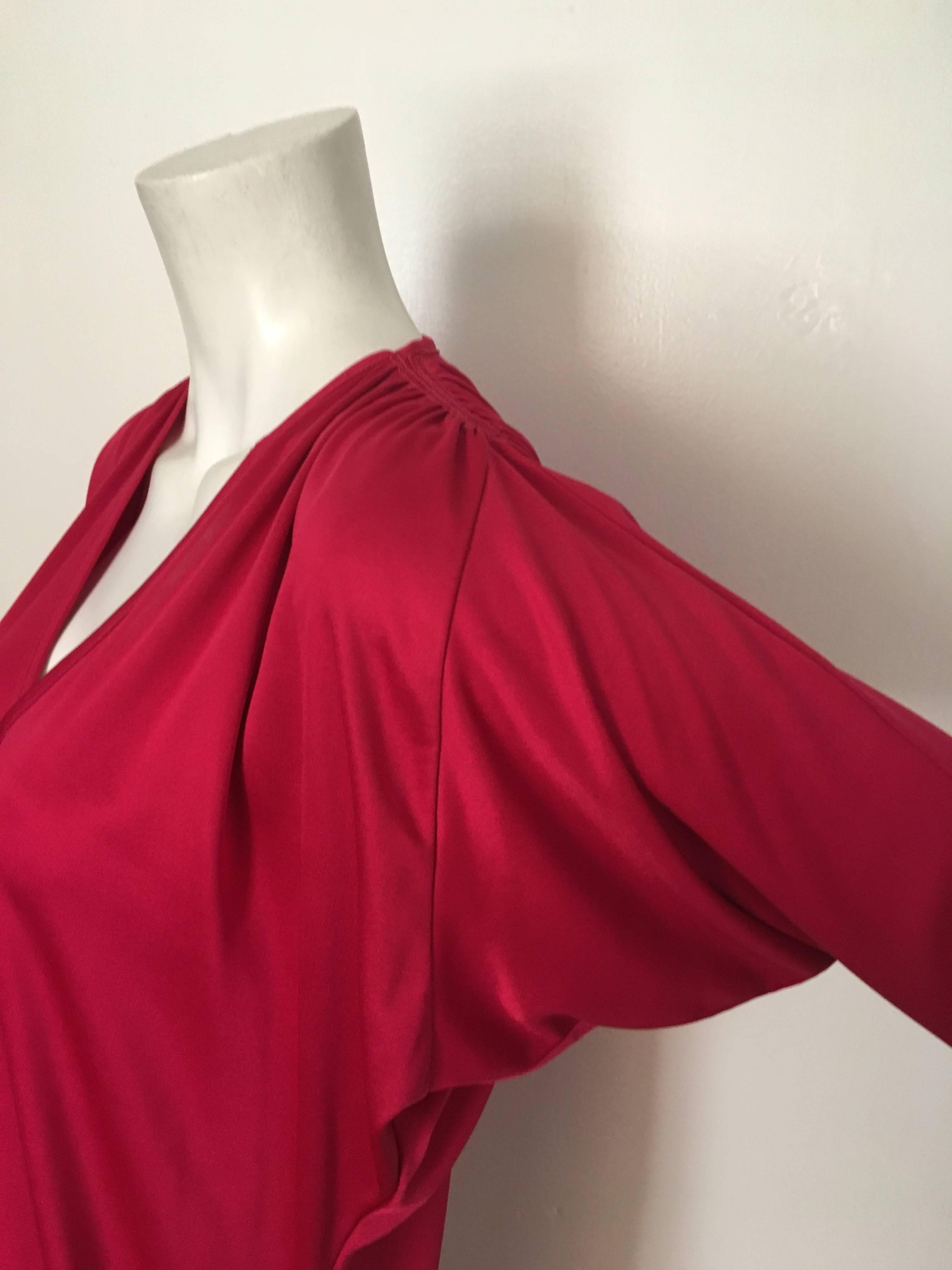 Swirl 1980s Raspberry Evening Dress Gown Size 6.  For Sale 4