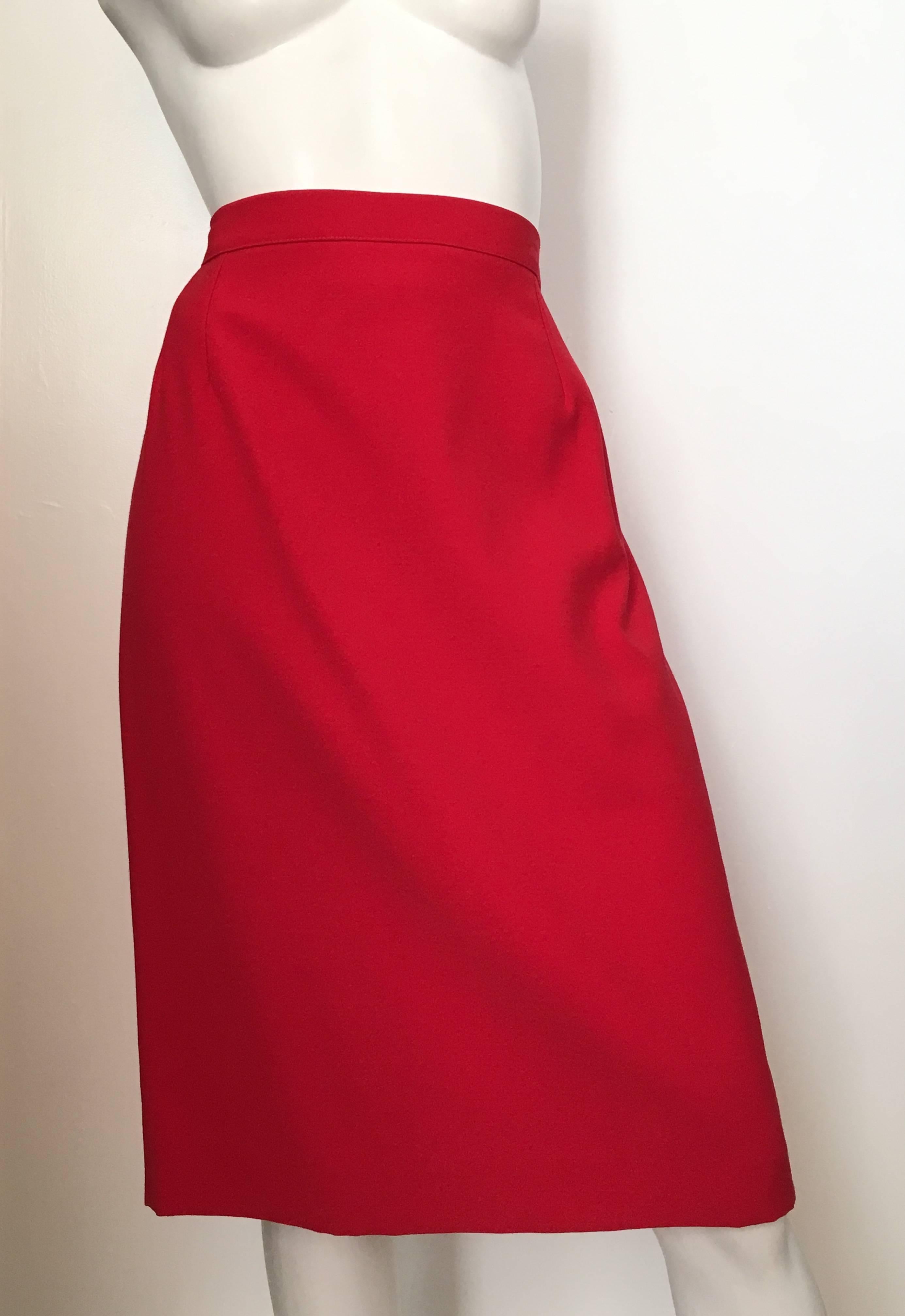 Valentino Red Wool Skirt Size 12. For Sale 4