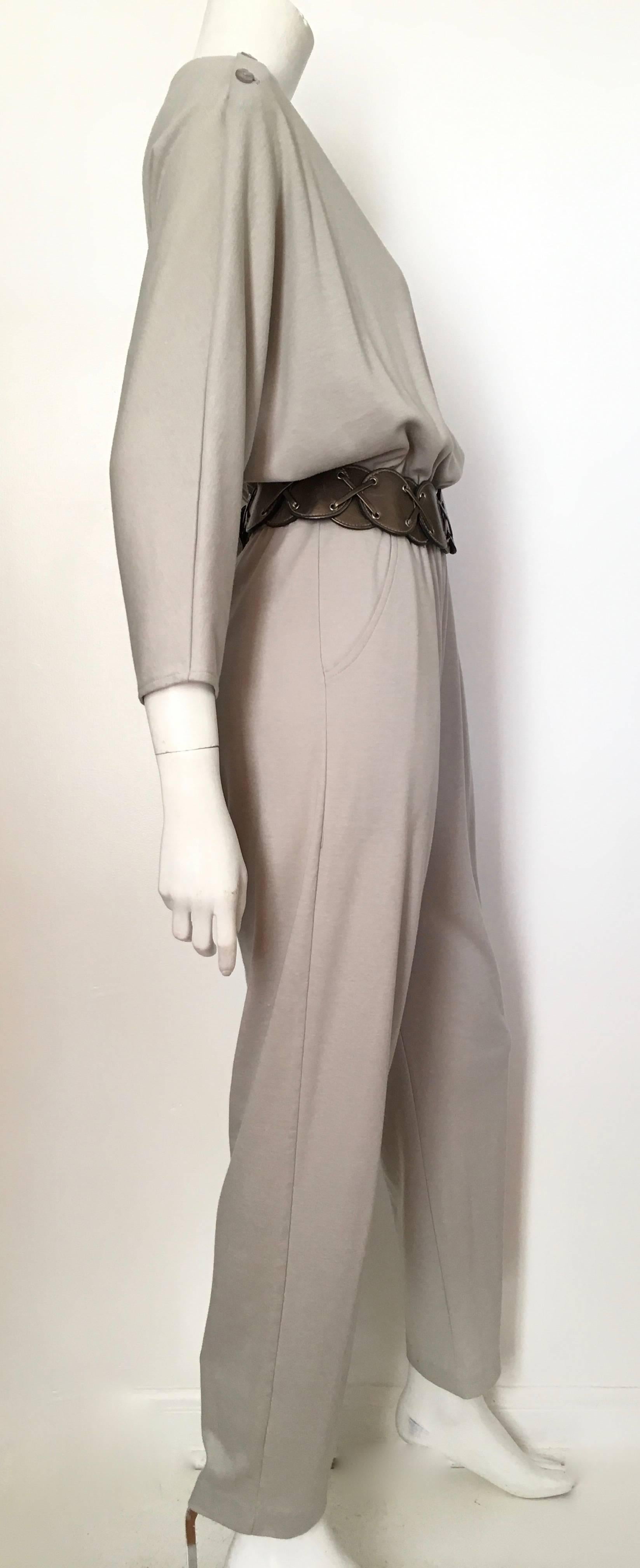 Jean St. Germain 1980s Cotton Grey Jumpsuit with Pockets Size 4 / 6.  In Excellent Condition For Sale In Atlanta, GA