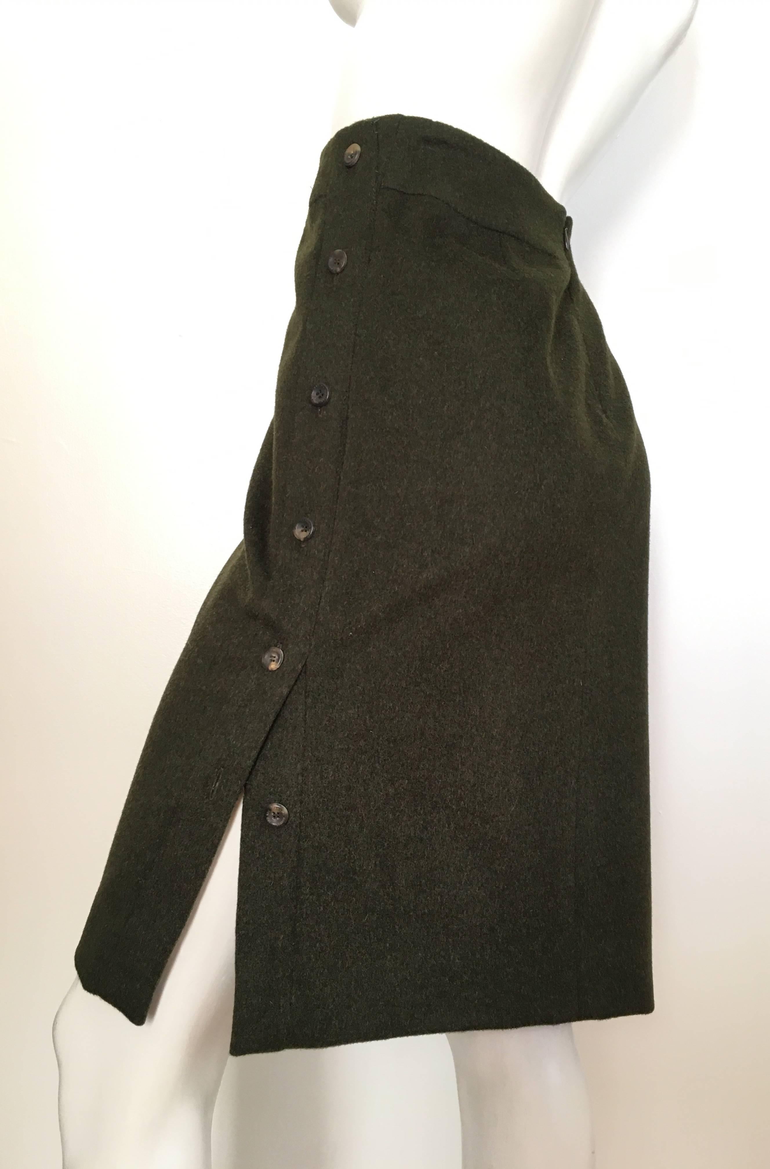 Women's or Men's Carolina Herrera for Saks Olive Brushed Wool Skirt Size 10 Made in Italy. For Sale