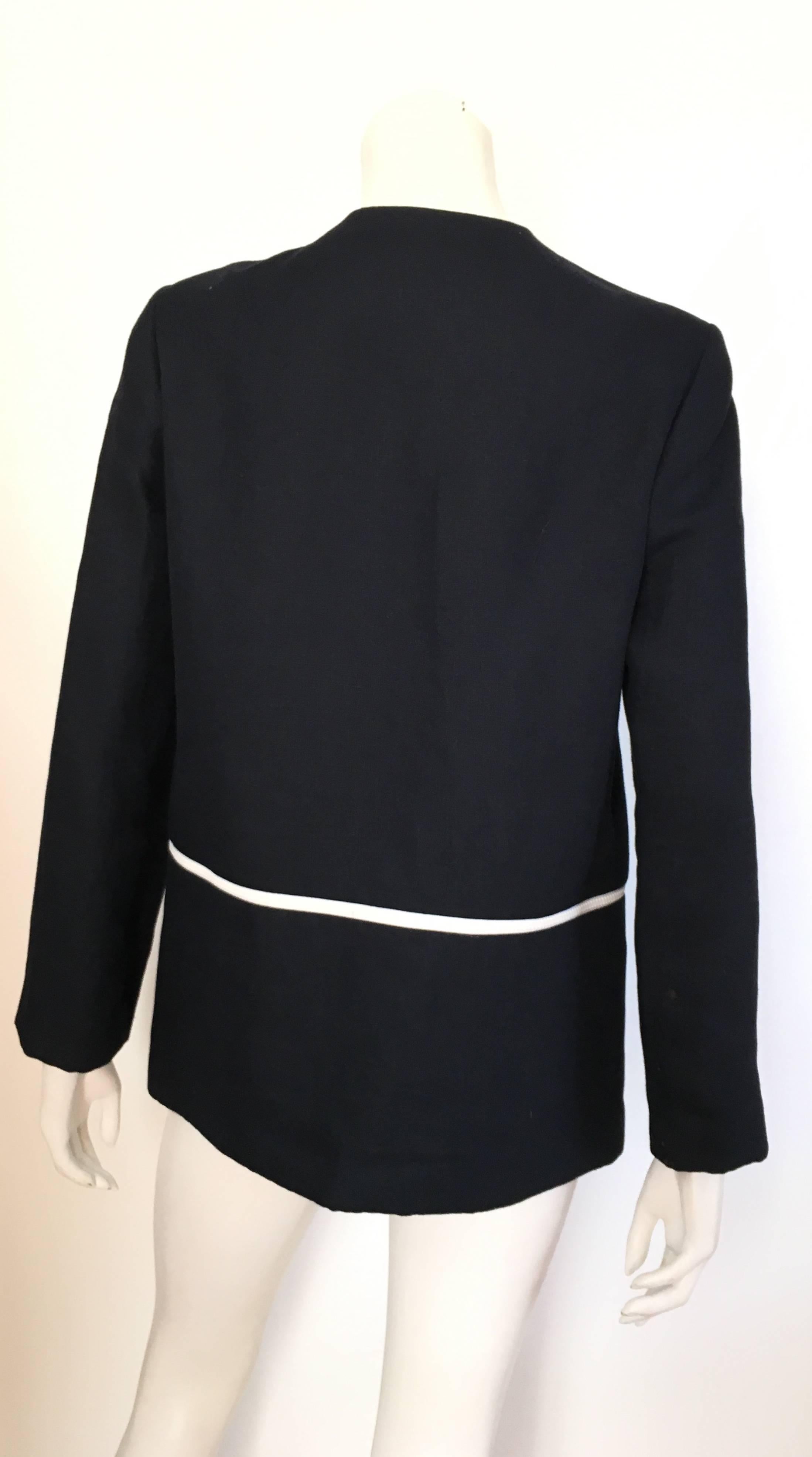 Women's or Men's Geoffrey Beene 1990s Navy Linen Zipper Jacket Size 6 / 8. For Sale