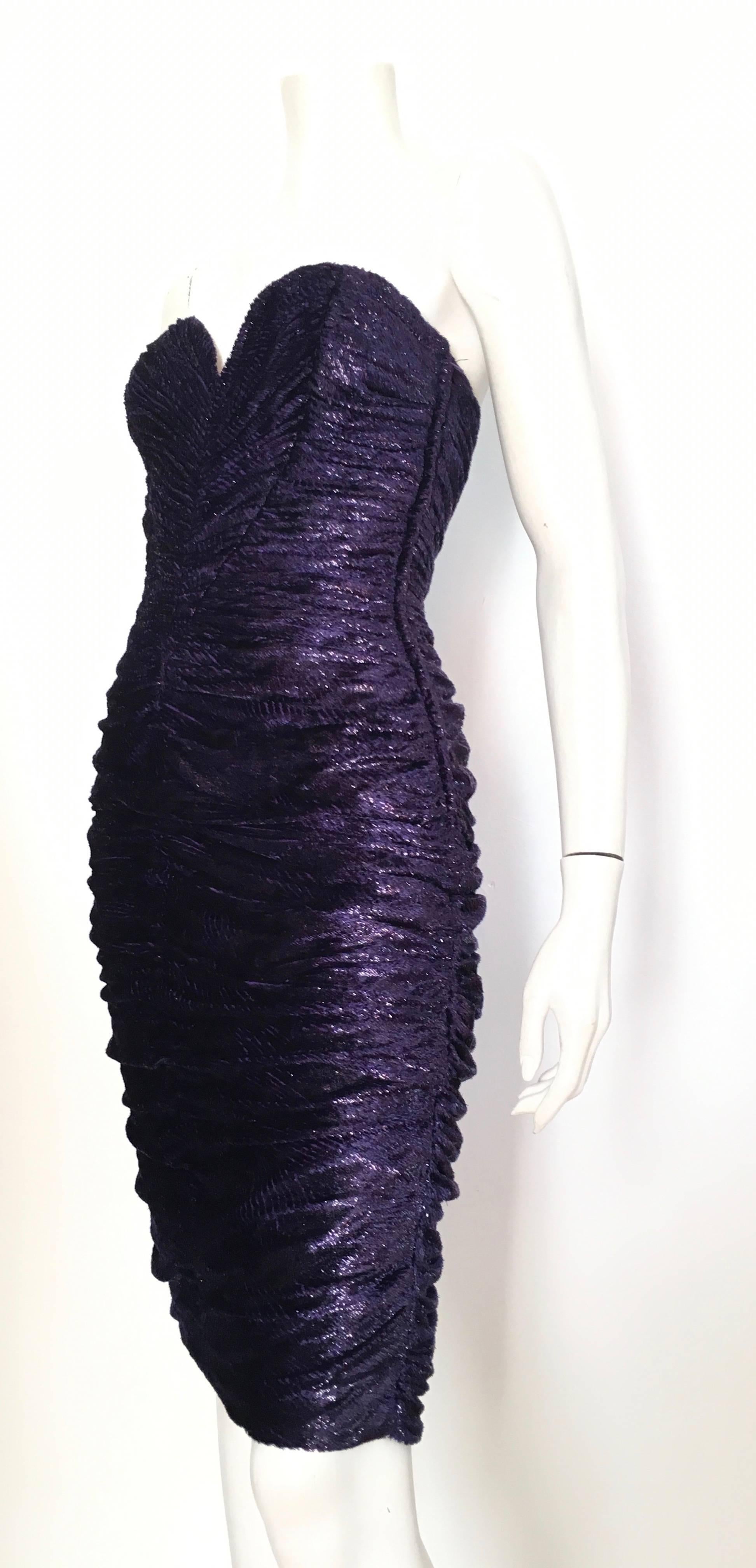 Women's or Men's Vicky Tiel 1980s Purple Strapless Cocktail Evening Dress Size 4. For Sale