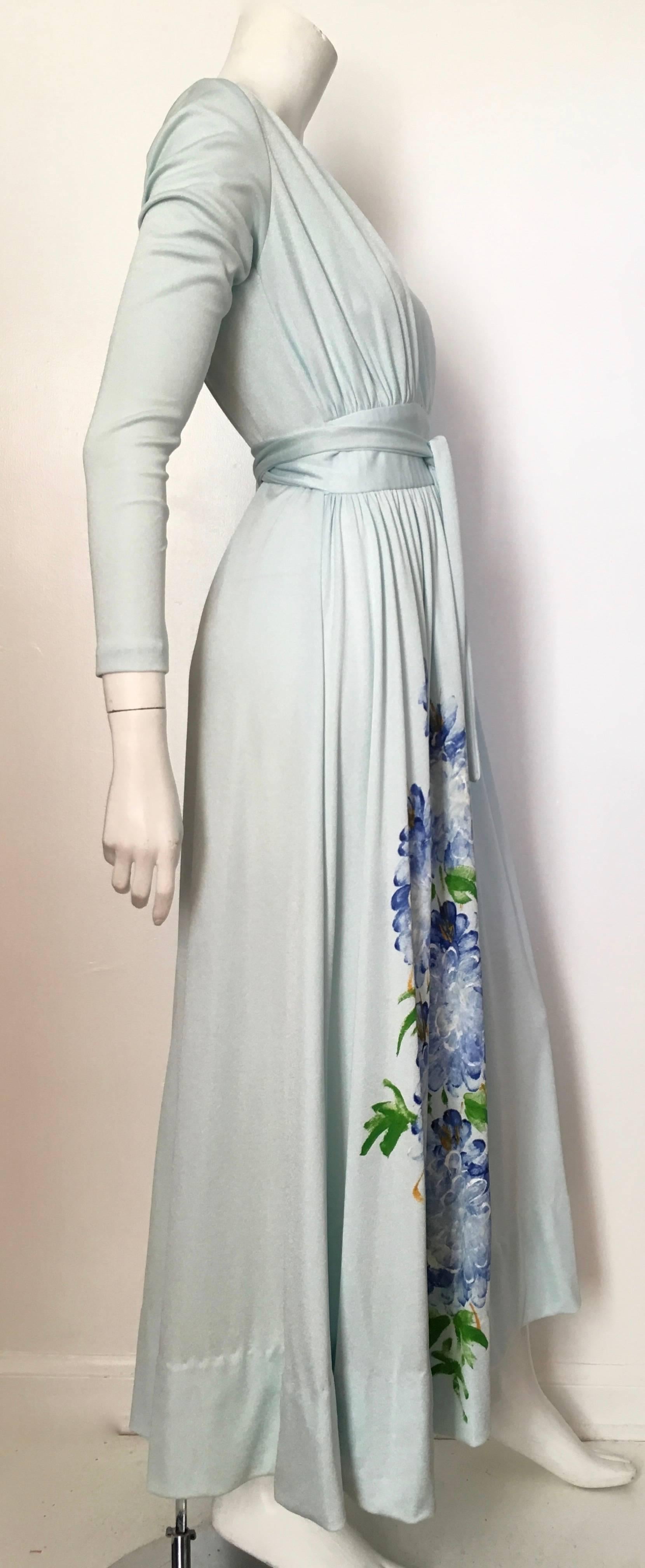 Mimosa Tree 1970s Hand Painted Flowers Aqua Evening Dress Size 6  In Excellent Condition For Sale In Atlanta, GA