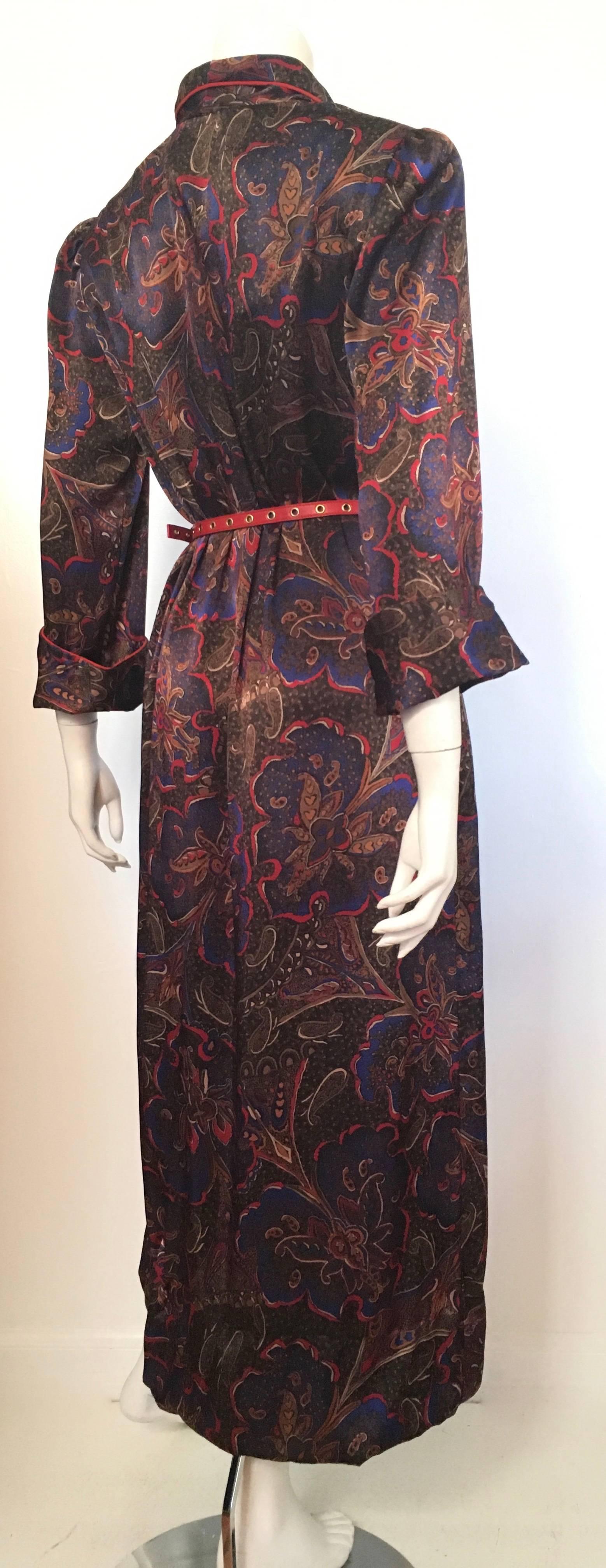 Women's or Men's Bill Blass for Neiman Marcus 1980s Paisley Wrap Dress with Pockets Size Medium. For Sale