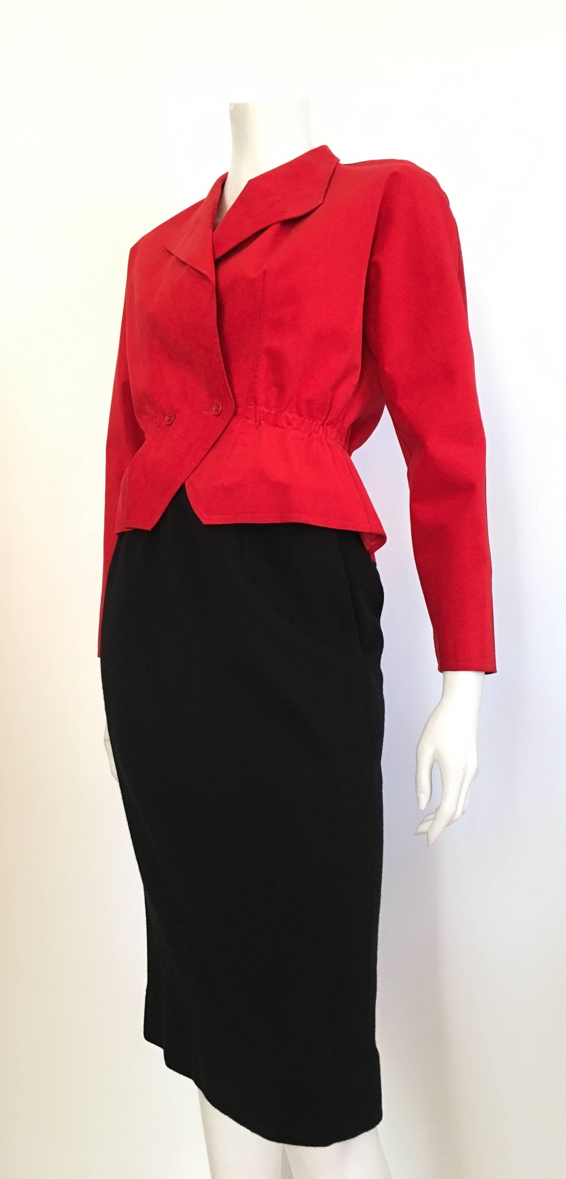 Halston 1970s Red Ultra Suede Peplum Jacket and Black Wool Pencil Skirt Size 4  im Angebot 4