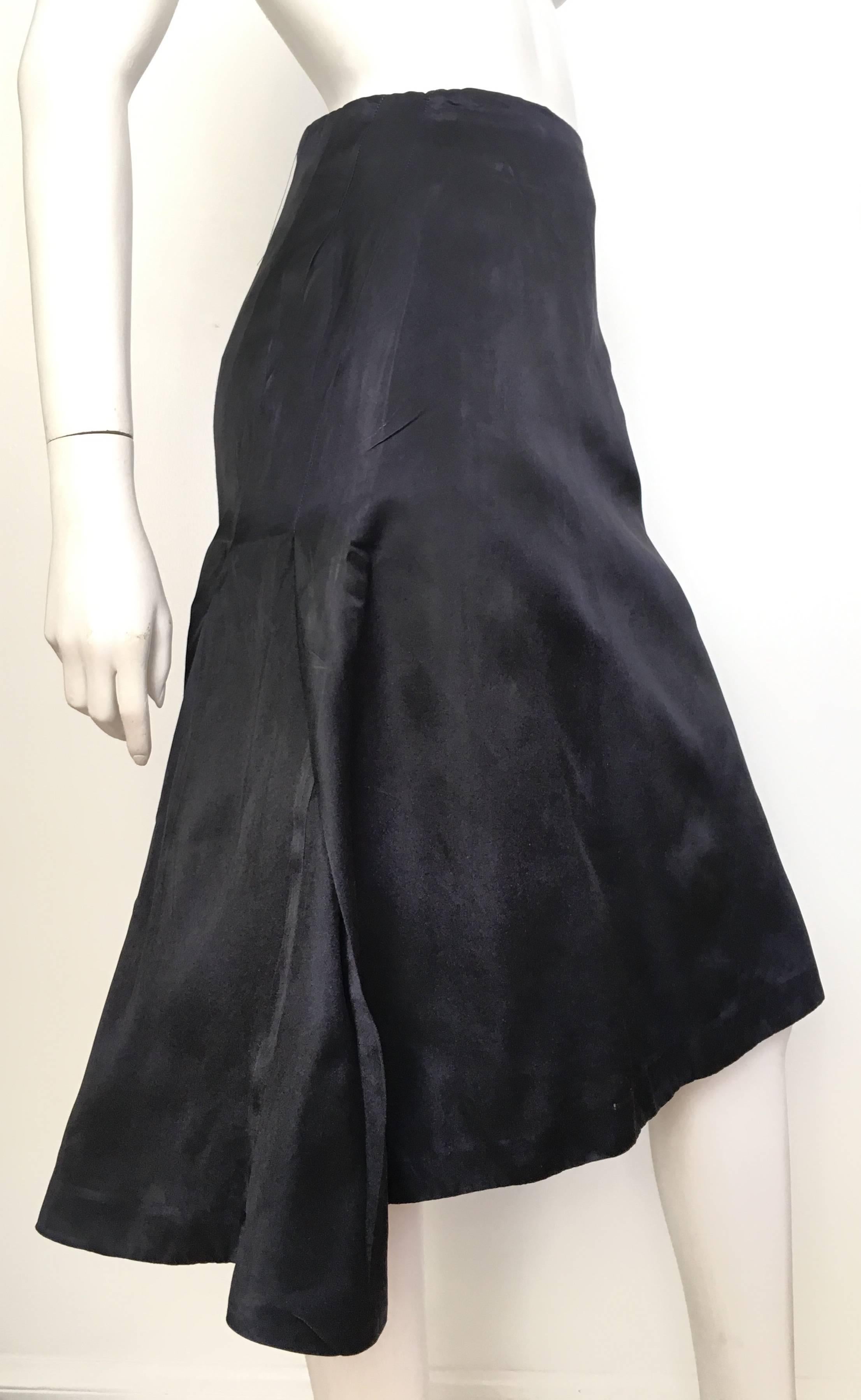 Black Alexander McQueen Navy Silk Skirt Size 6 / 44.  For Sale
