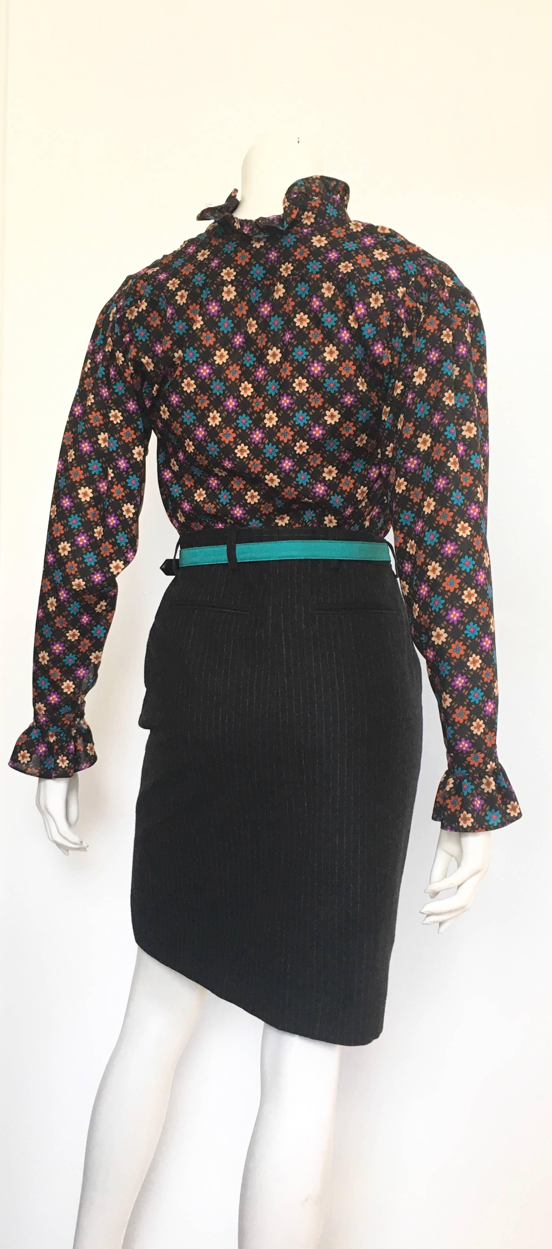 Dries Van Noten Black Pen Strip Wool Skirt with Pockets Size 4/6. For Sale 1
