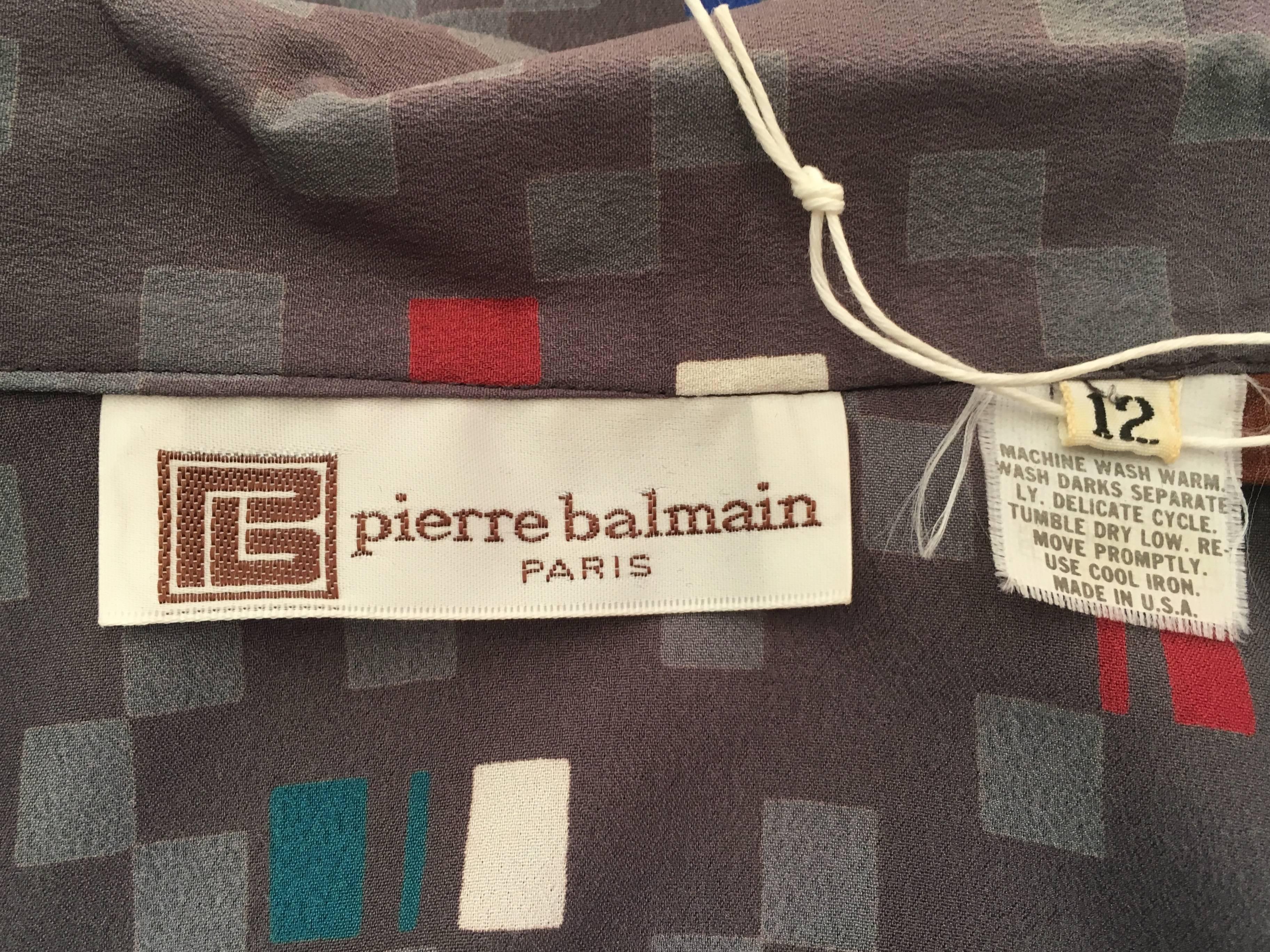 Pierre Balmain 1980s Button Down Shirt Dress with Belt Size 8 / 10. For Sale 5