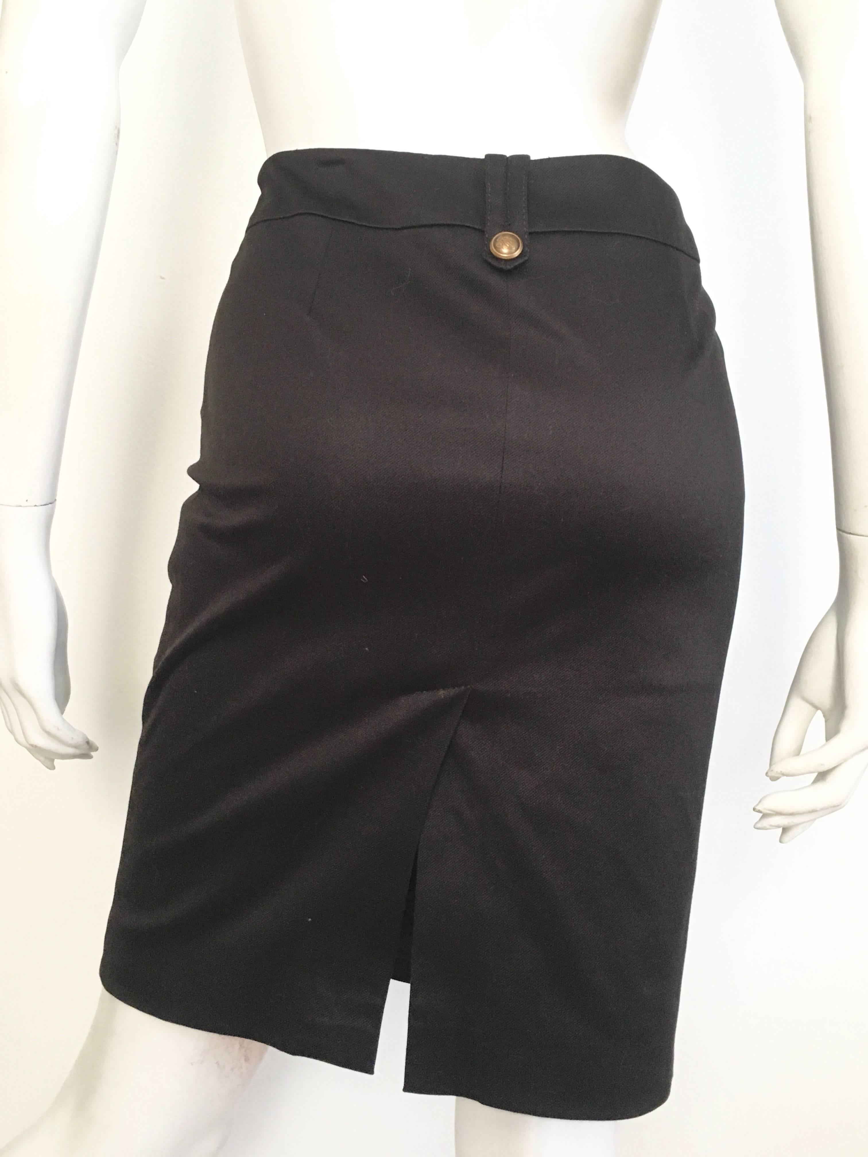 Gucci Black Cotton Pencil Skirt Size 10 / 42. In Excellent Condition For Sale In Atlanta, GA