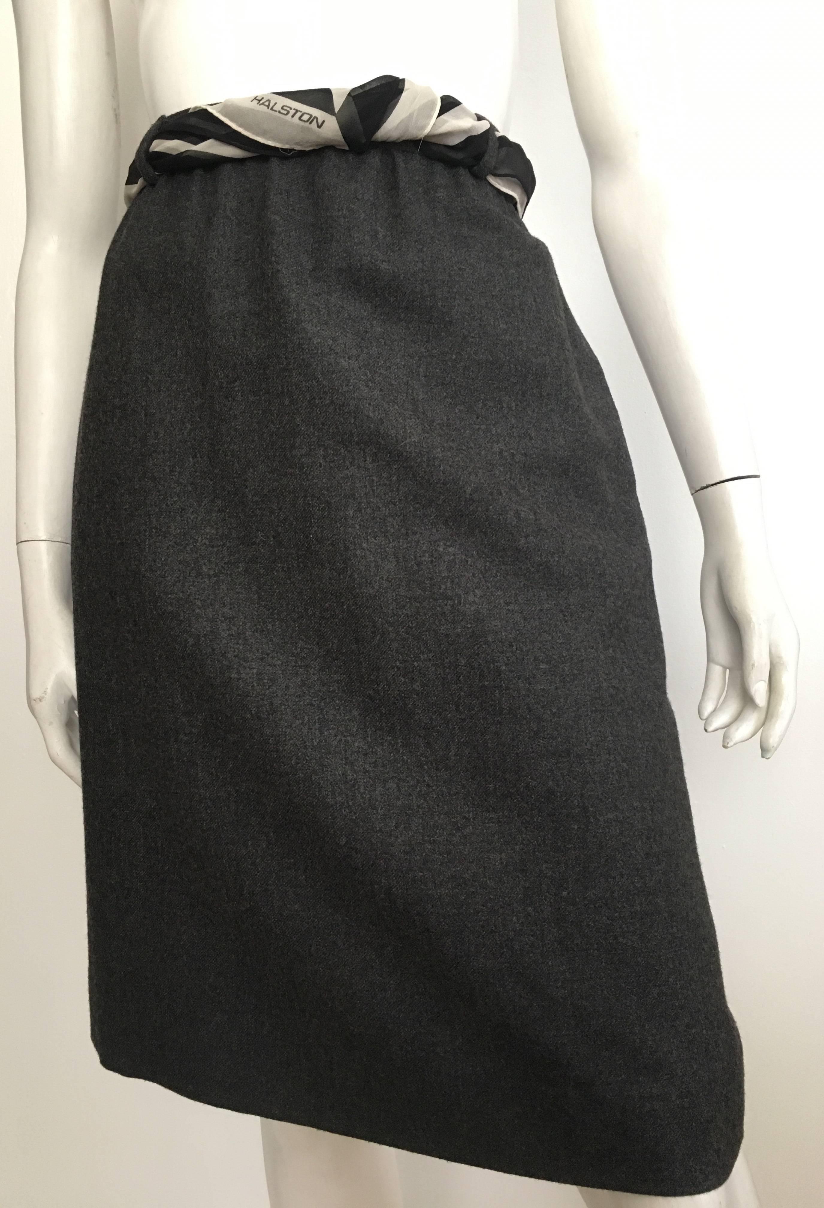 Valentino grey wool pencil skirt with pockets is an Italian size 46 and fits a USA size 10. The waist is 33.3/4" so ladies please grab your tape measure so you can measure your waist & hips to make certain this classic Valentino skirt will