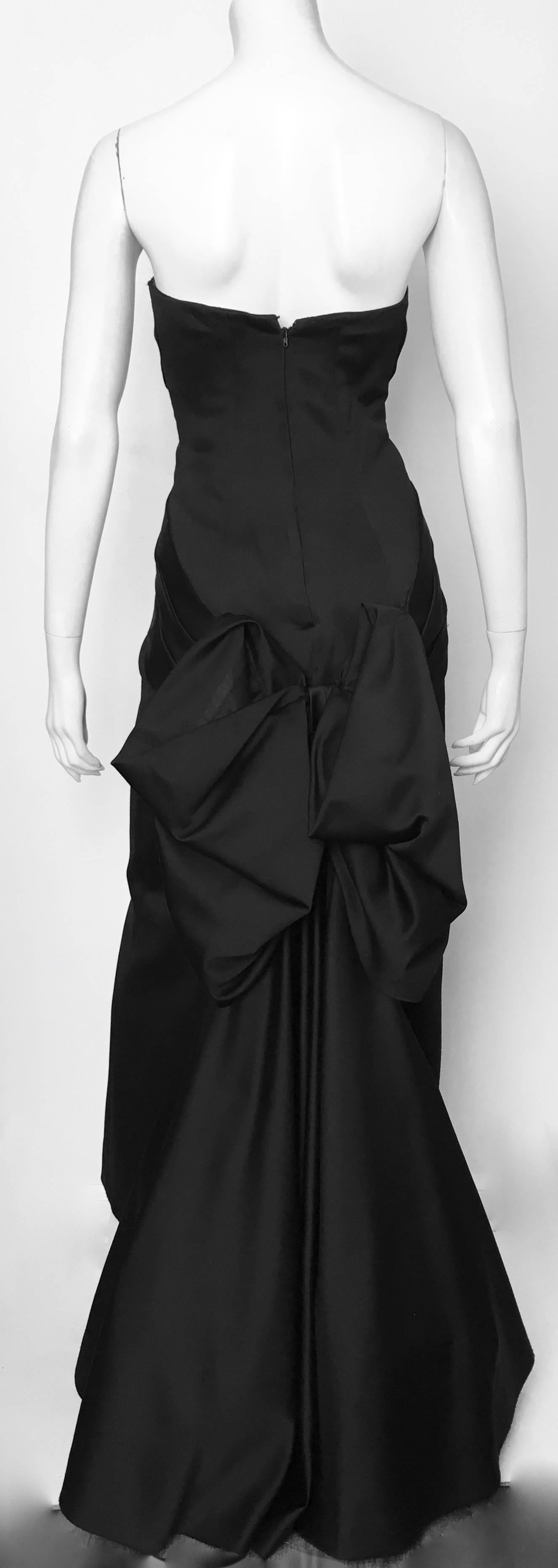 Victor Costa for Bergdorf Goodman Black Strapless Red Carpet Gown Size 4, 1980s For Sale 3