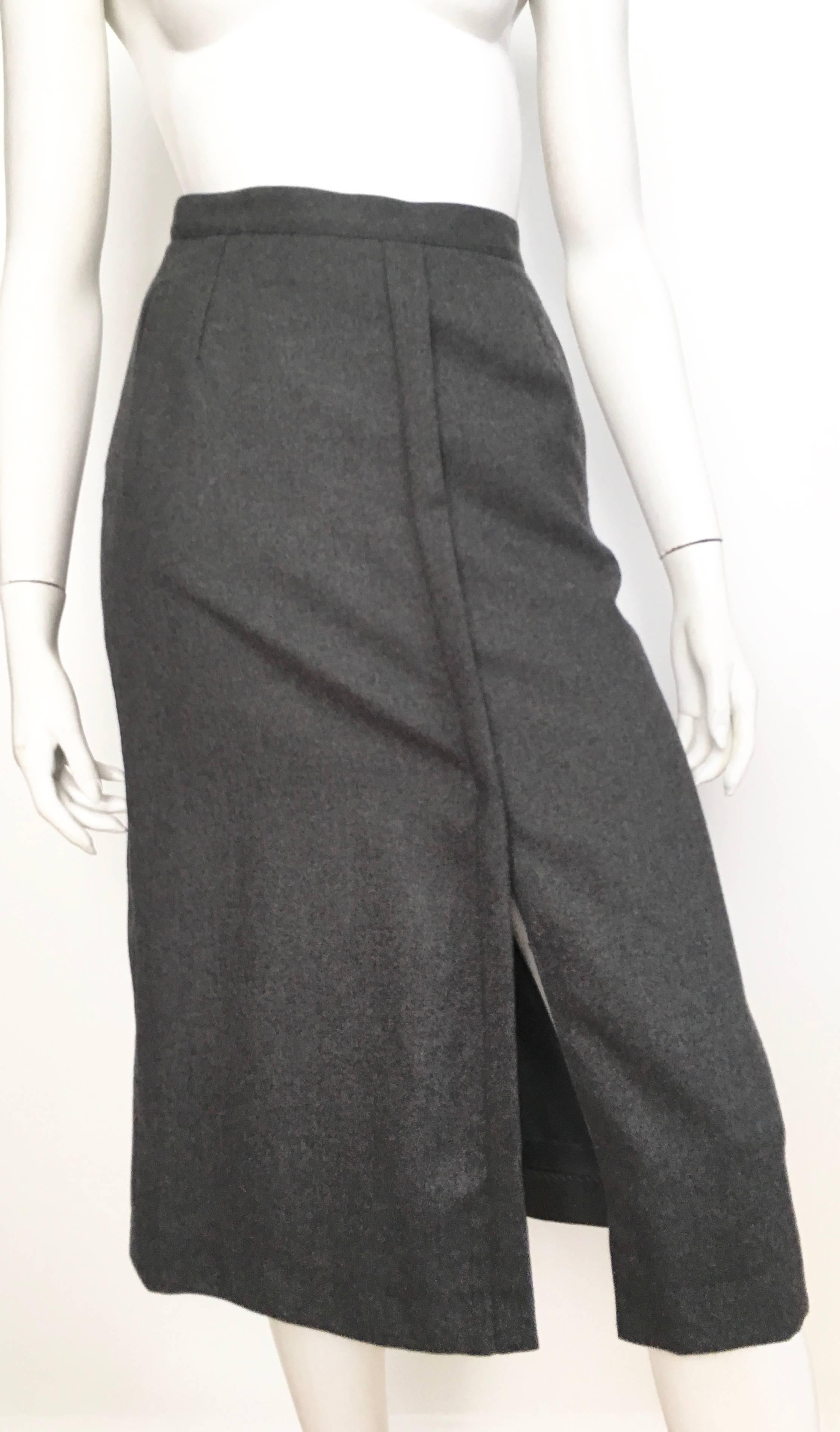 Black Giorgio Saint' Angelo Grey Wool Straight Skirt with Pockets Size 4.  For Sale