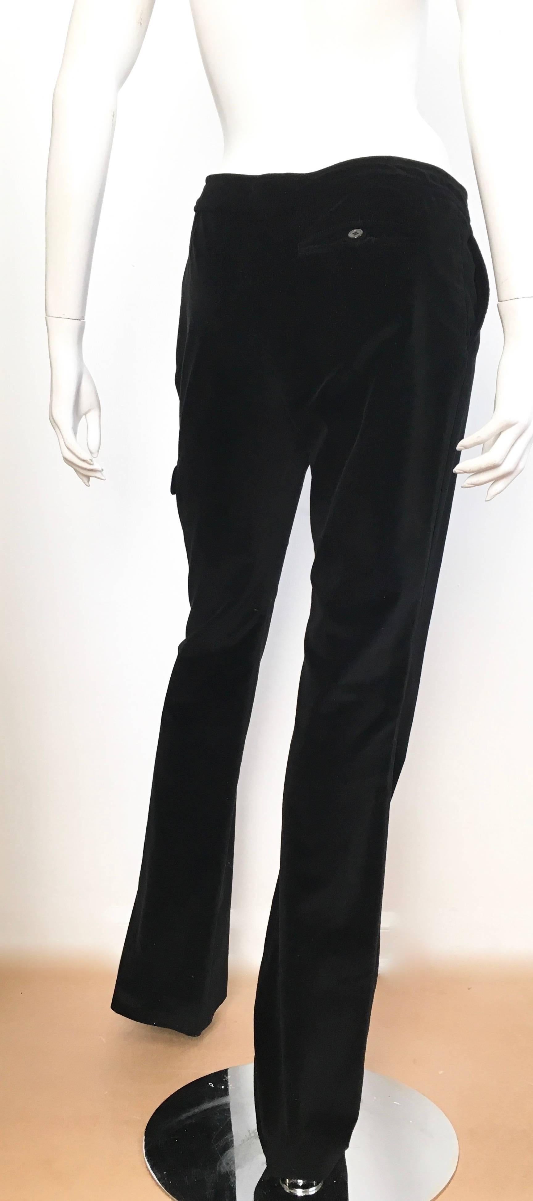 Yves Saint Laurent Rive Gauche Black Velvet Cargo Pants with Pockets Size 6. In Excellent Condition In Atlanta, GA