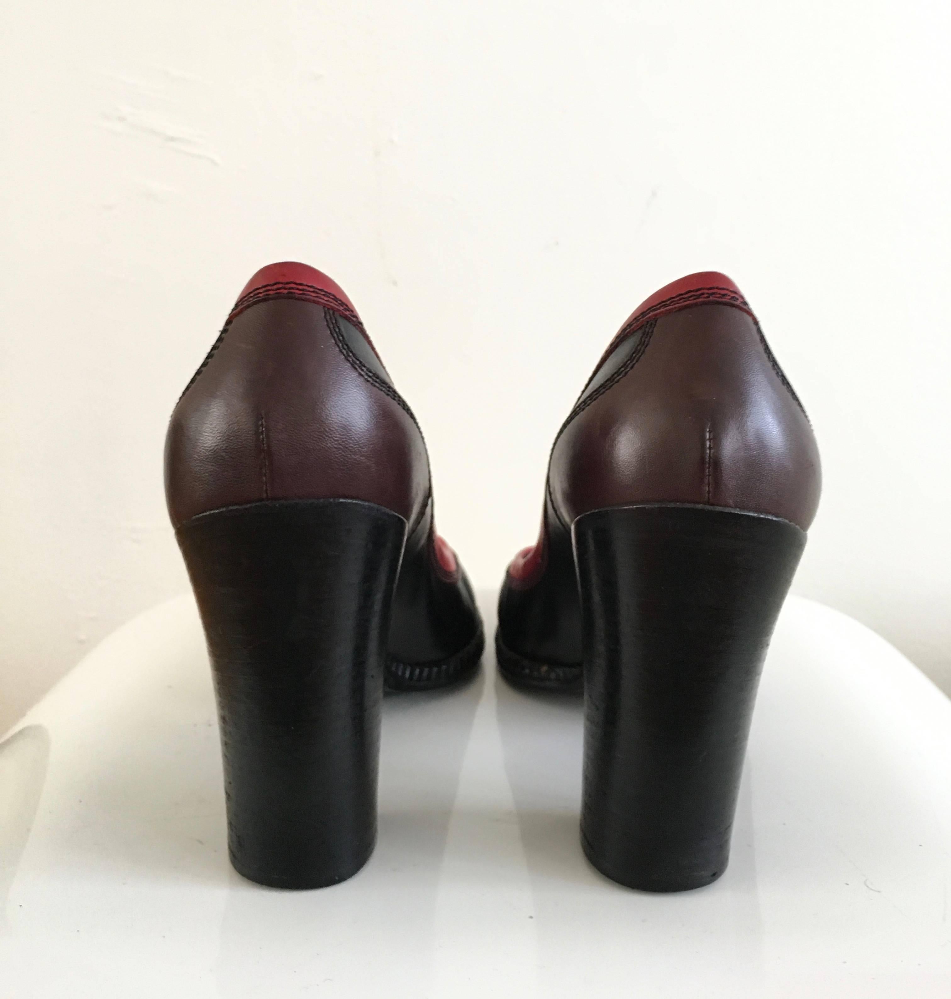 Women's or Men's Bottega Veneta Chunky High Heel Leather Shoe Size 38. For Sale