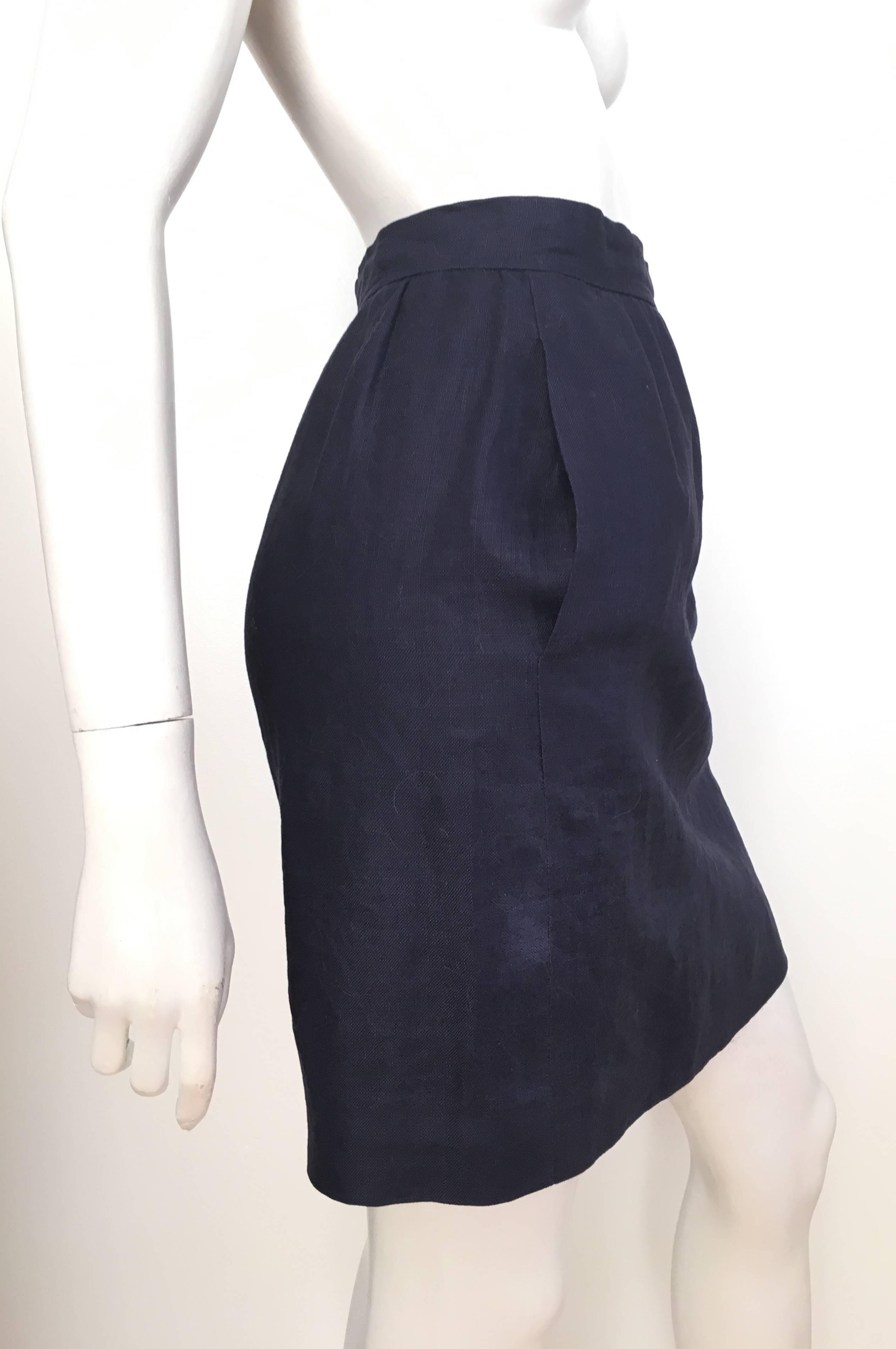 Women's or Men's Saint Laurent Rive Gauche 1980s Navy Linen Pencil Skirt with Pockets Size 4. For Sale